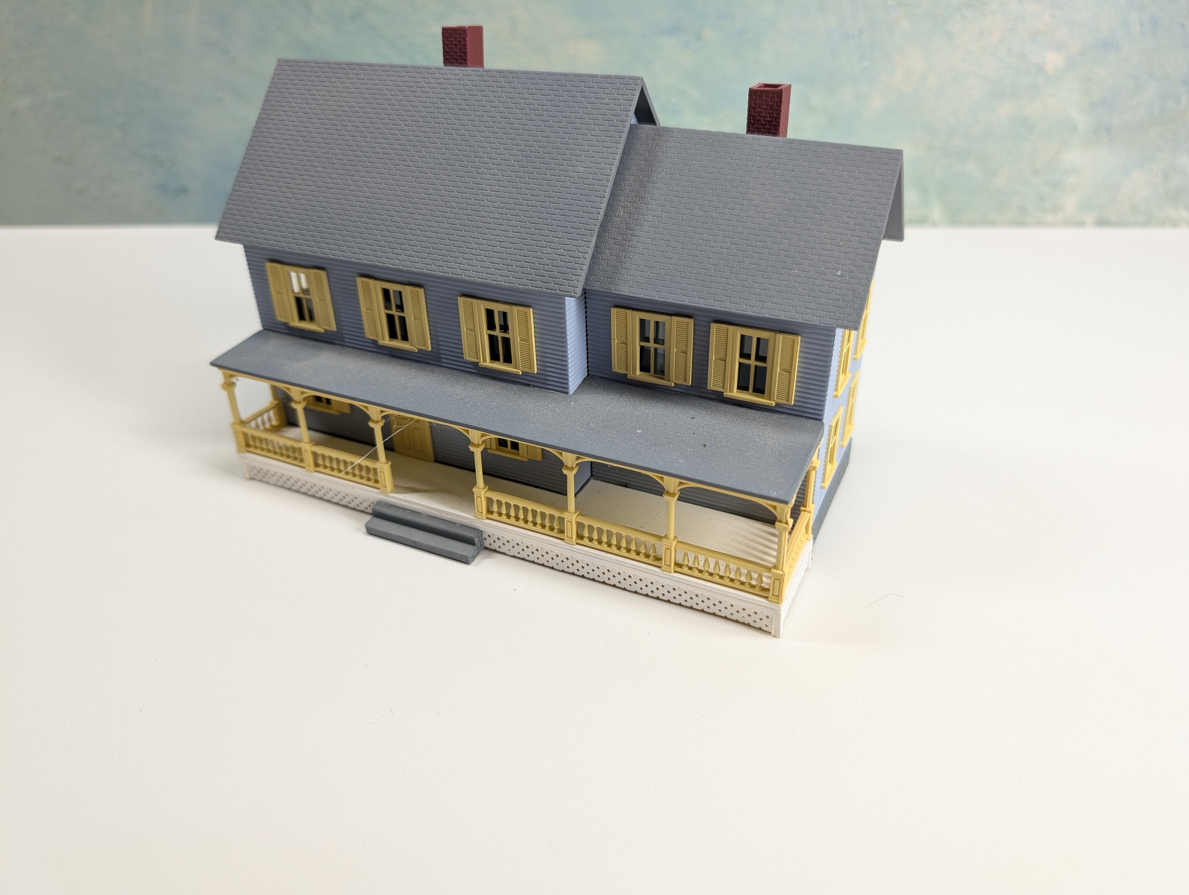 USED HO Scale Purple Farm House w/ Yellow Shutters