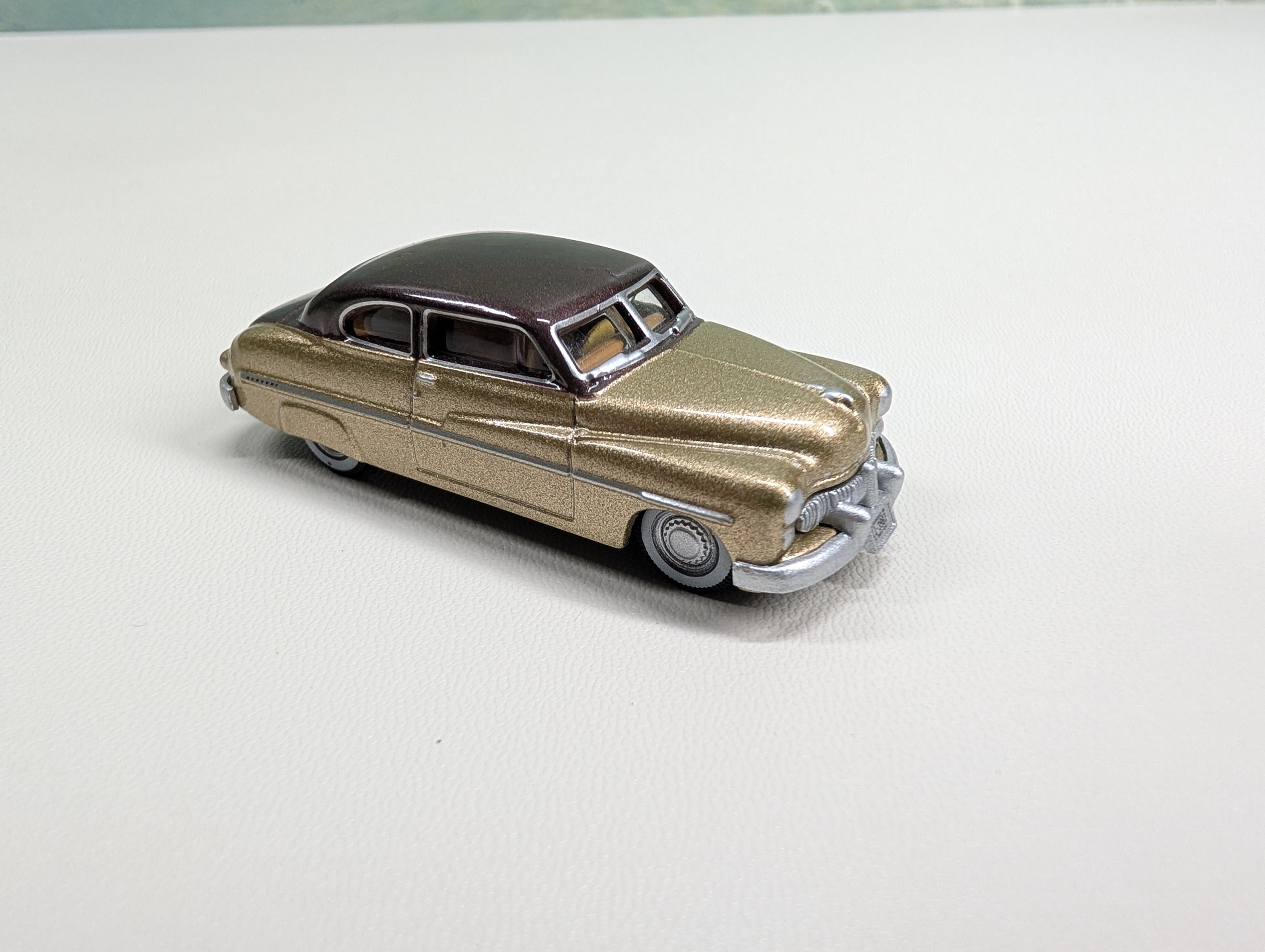 USED Oxford Diecast HO Scale 1949 Mercury Tan / Haiti Beige