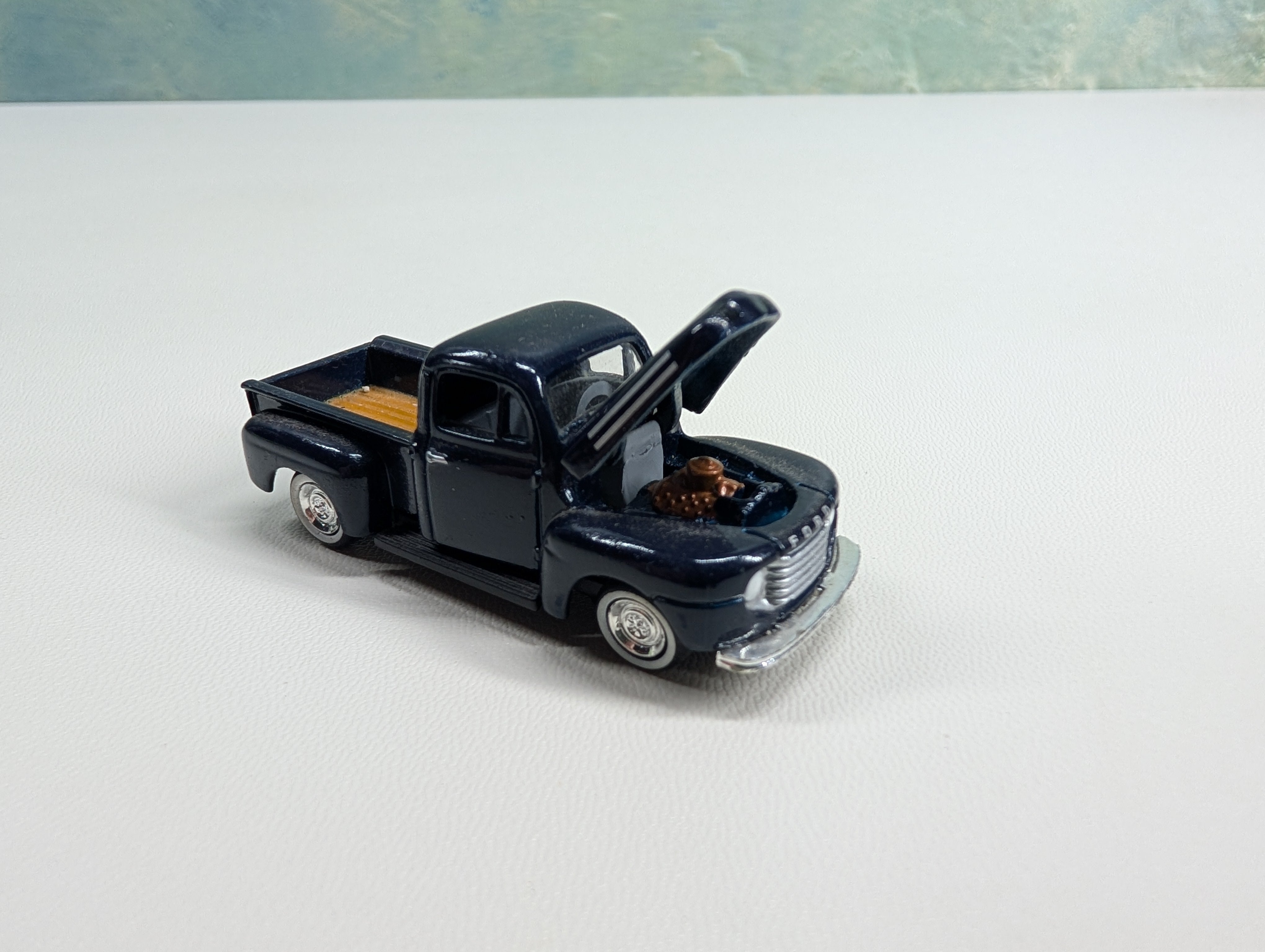 USED Classic Metal Works HO Scale 1950 Ford Pick-Up Truck Dark Blue