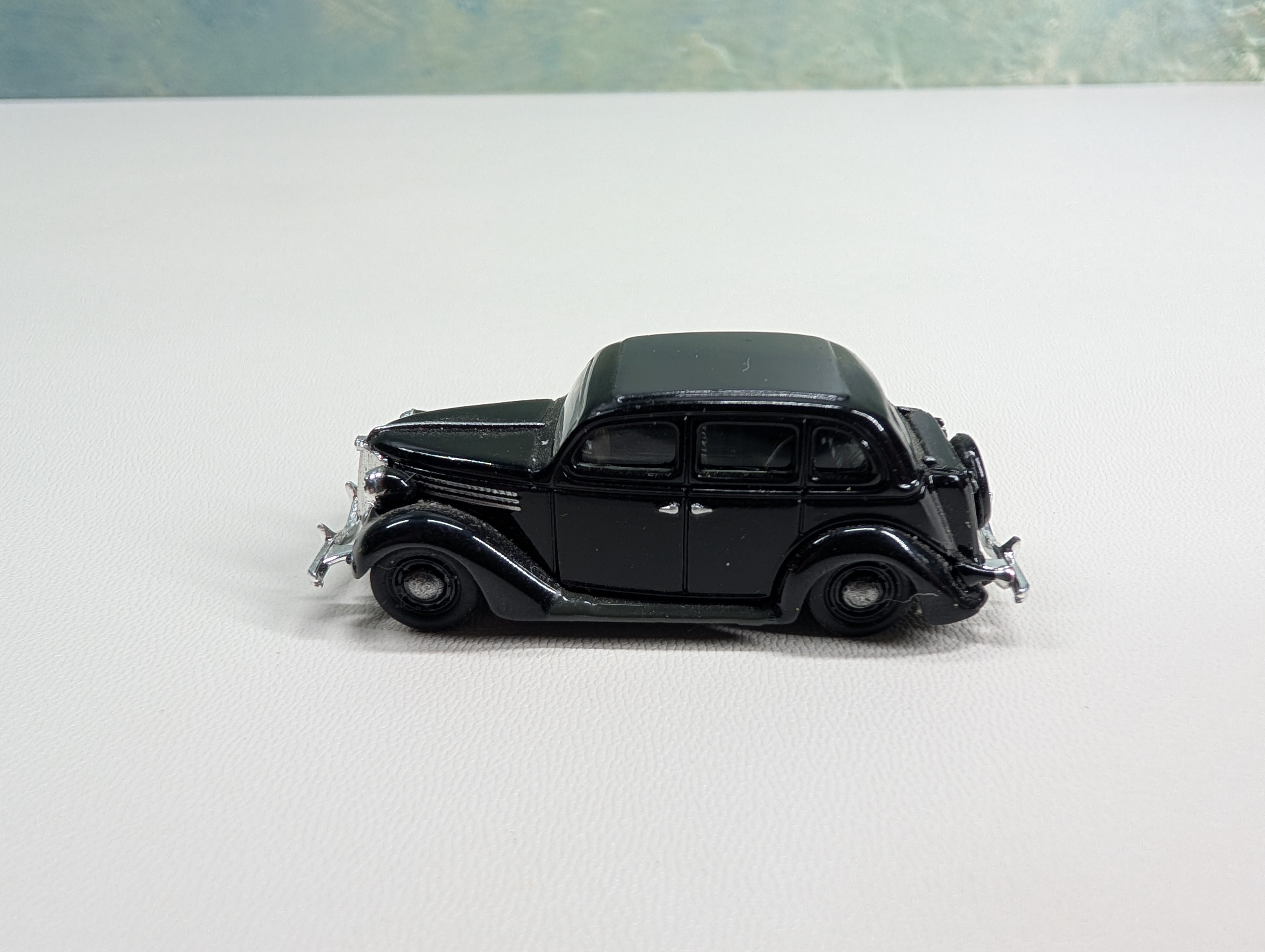 USED Classic Metal Works HO Scale 1936 Ford Sedan Black