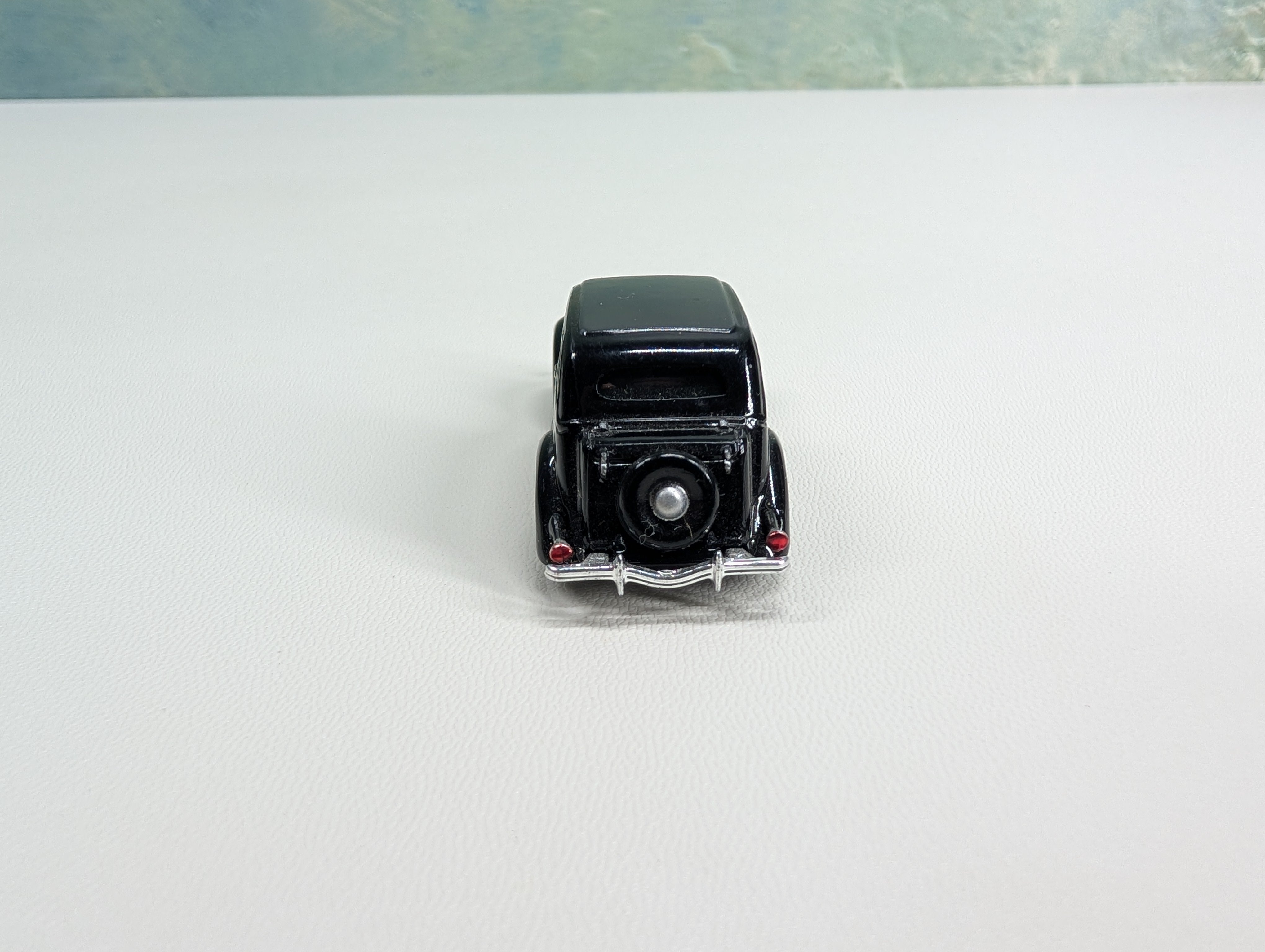 USED Classic Metal Works HO Scale 1936 Ford Sedan Black