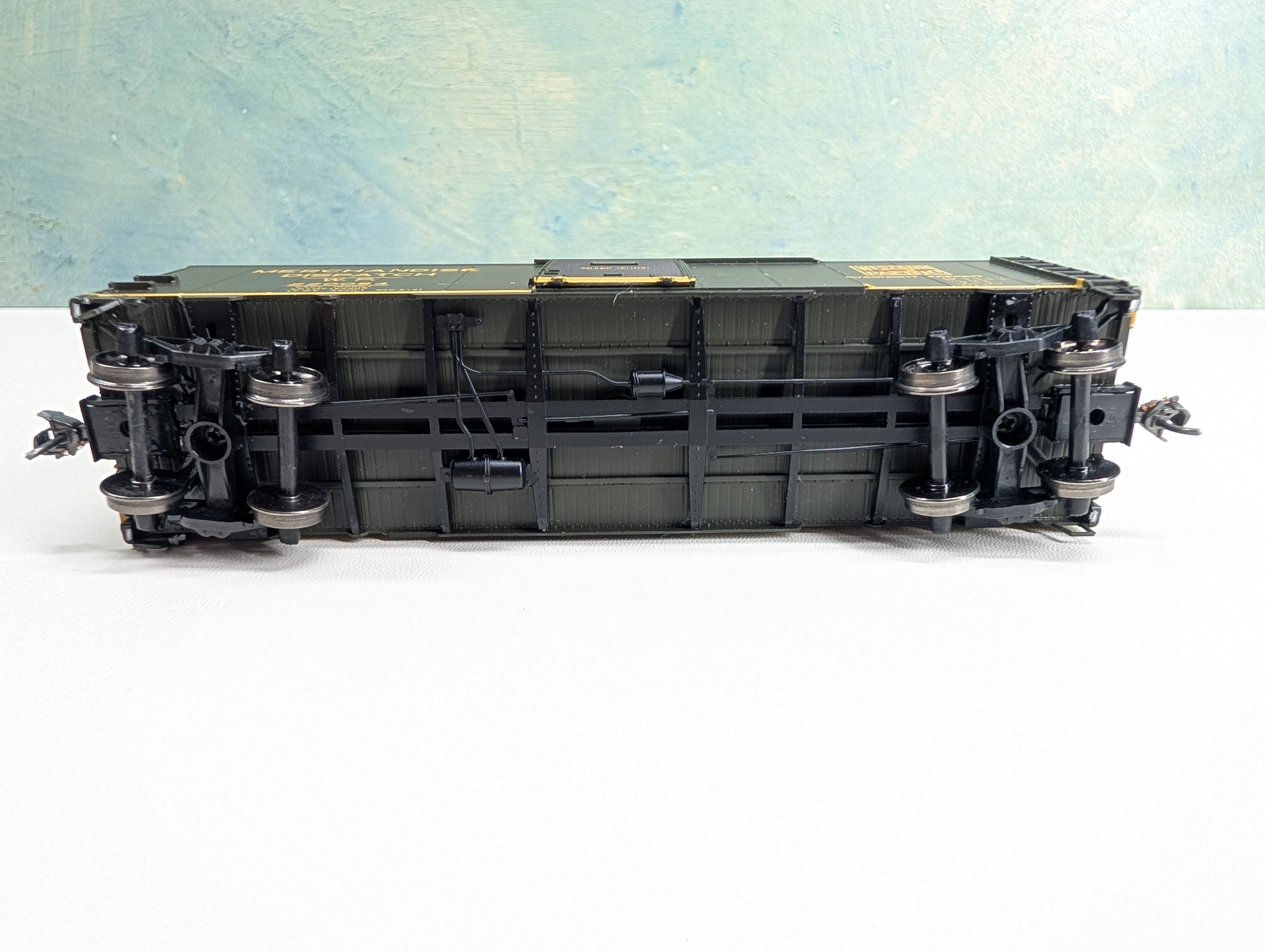 USED Atlas Trainman 20006261 HO Scale 1937 AAR 40' Box Car Western Pacific WP #220084 Metal Wheels