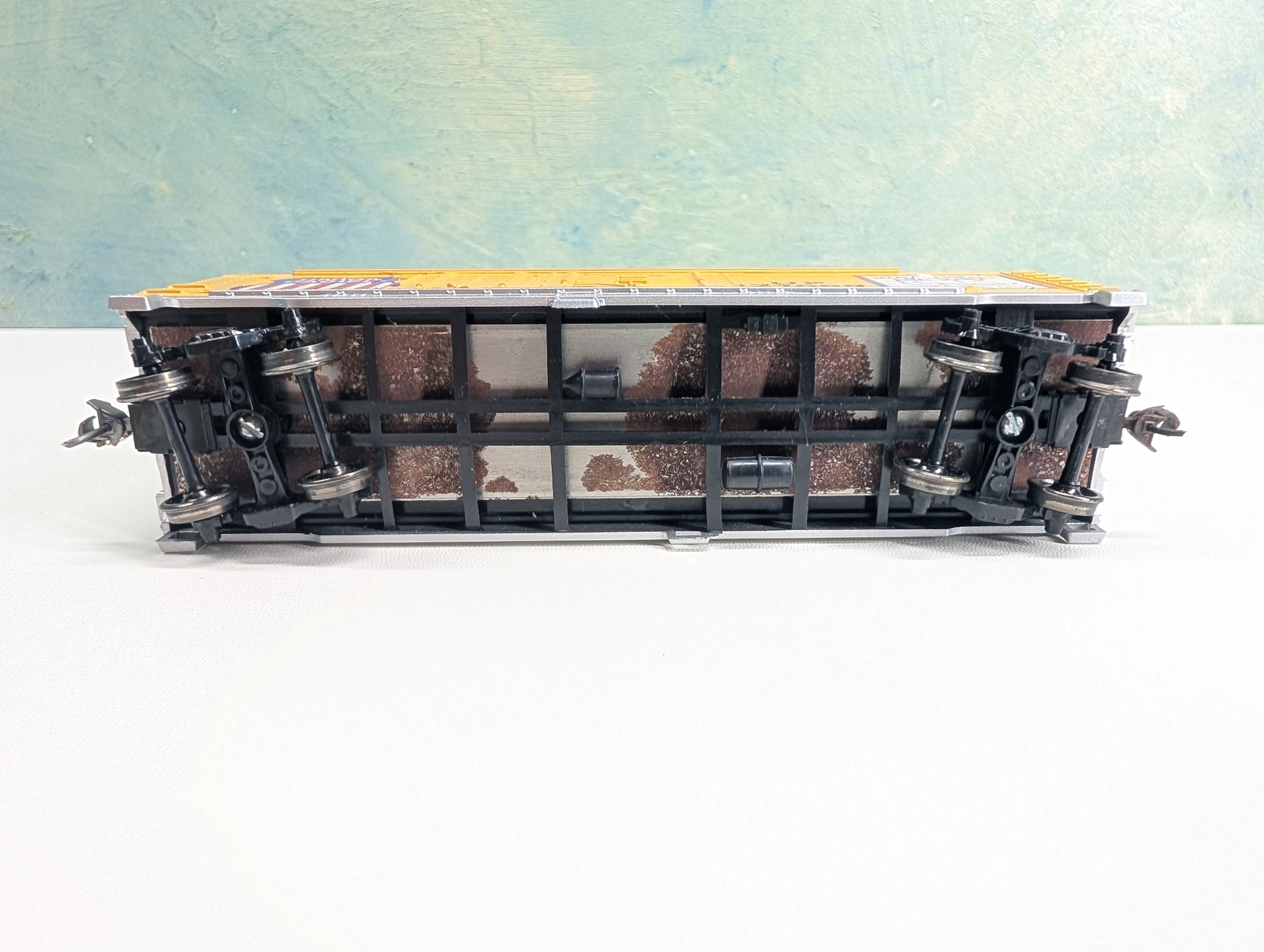 USED Athearn HO Scale 40' Cushioned Box Car Union Pacific UP #127099 Metal Wheels