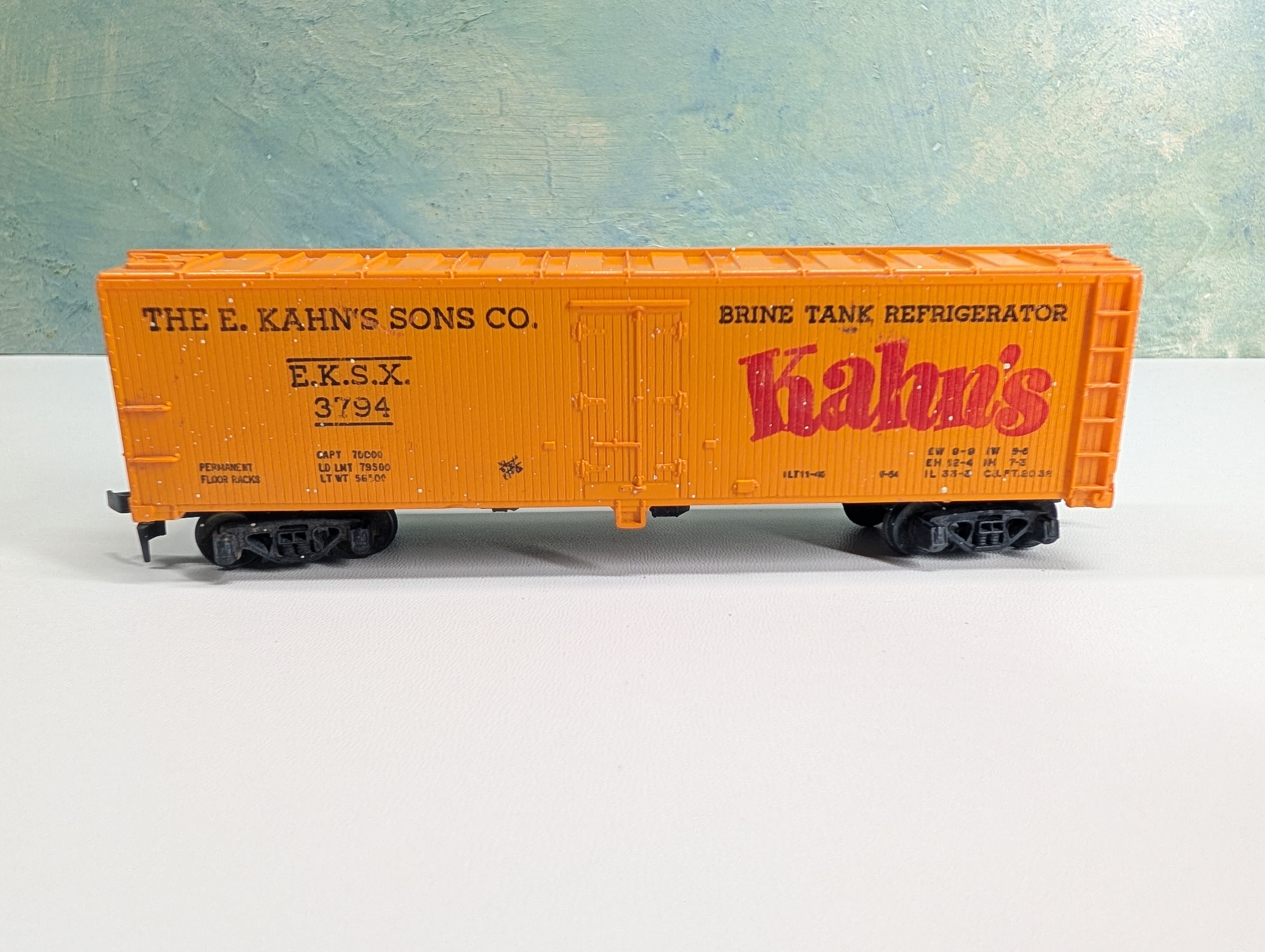 USED Mantua HO Scale 41' Wooden Reefer Box Car Kahn's EKSX #3794