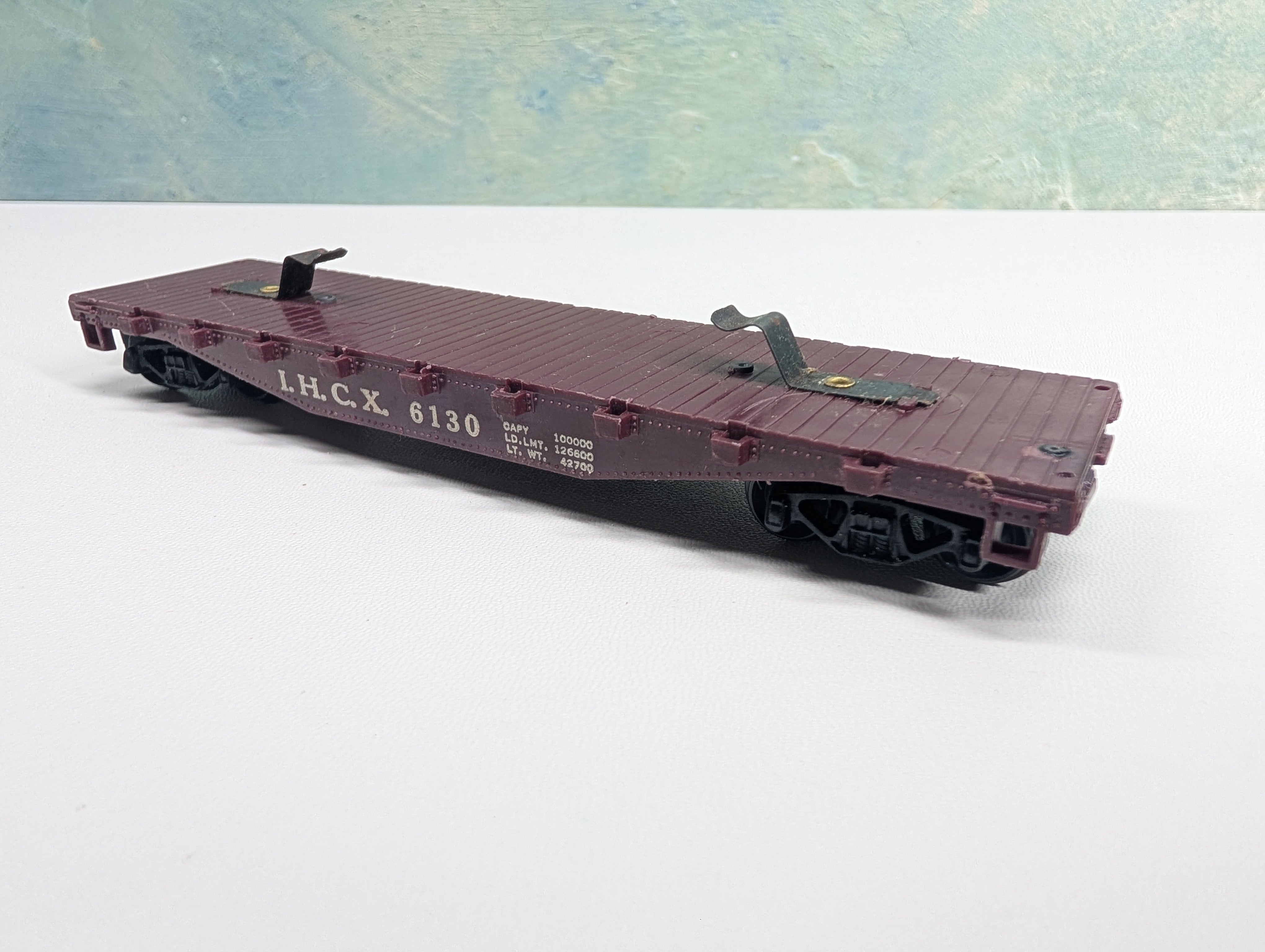 USED MARX HO Scale 40' Flat Car IHCX #6130