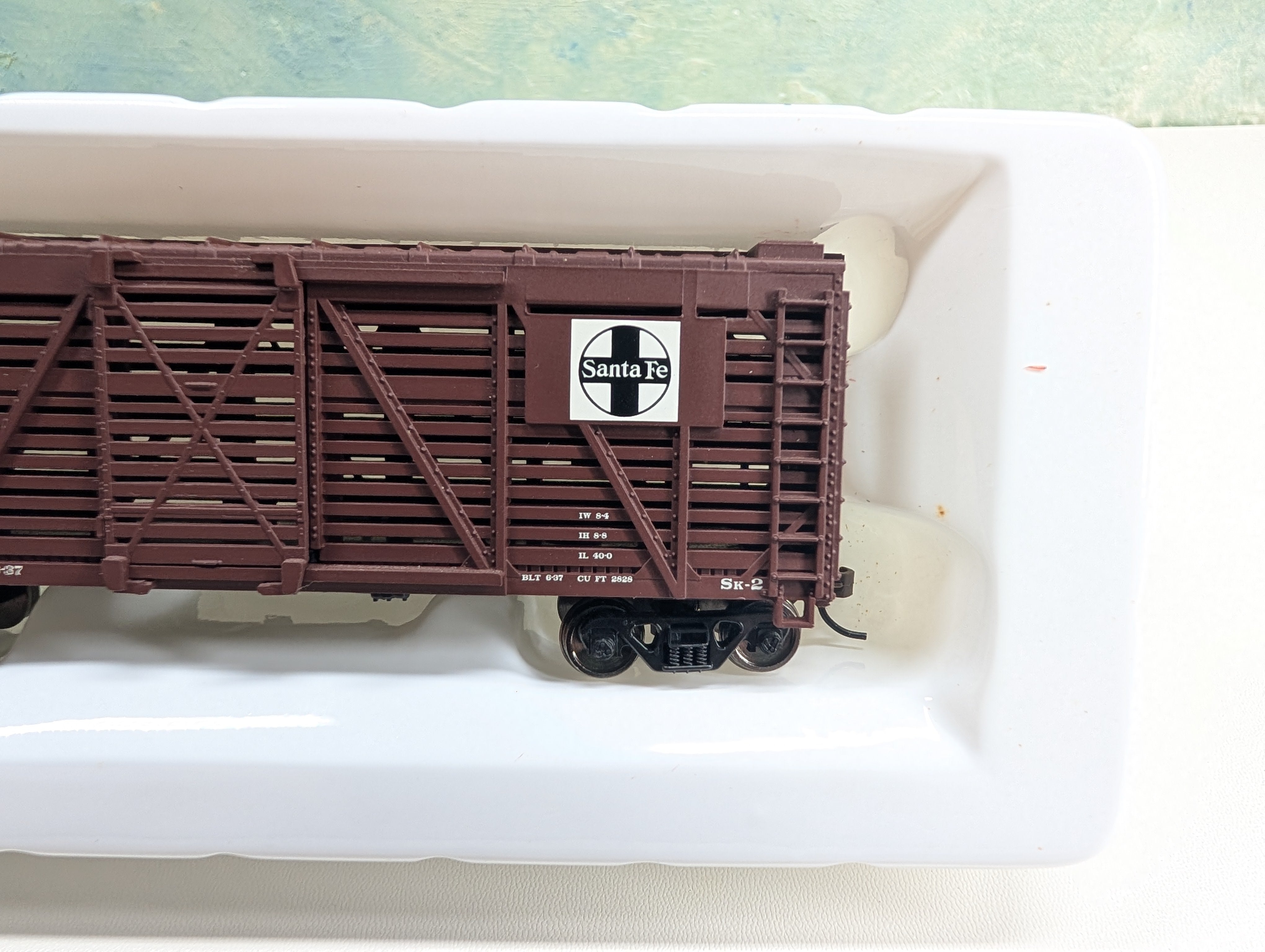 USED Walthers Trainline 931-1681 HO Scale 40' Stock Car Santa Fe ATSF #25140 Metal Wheels
