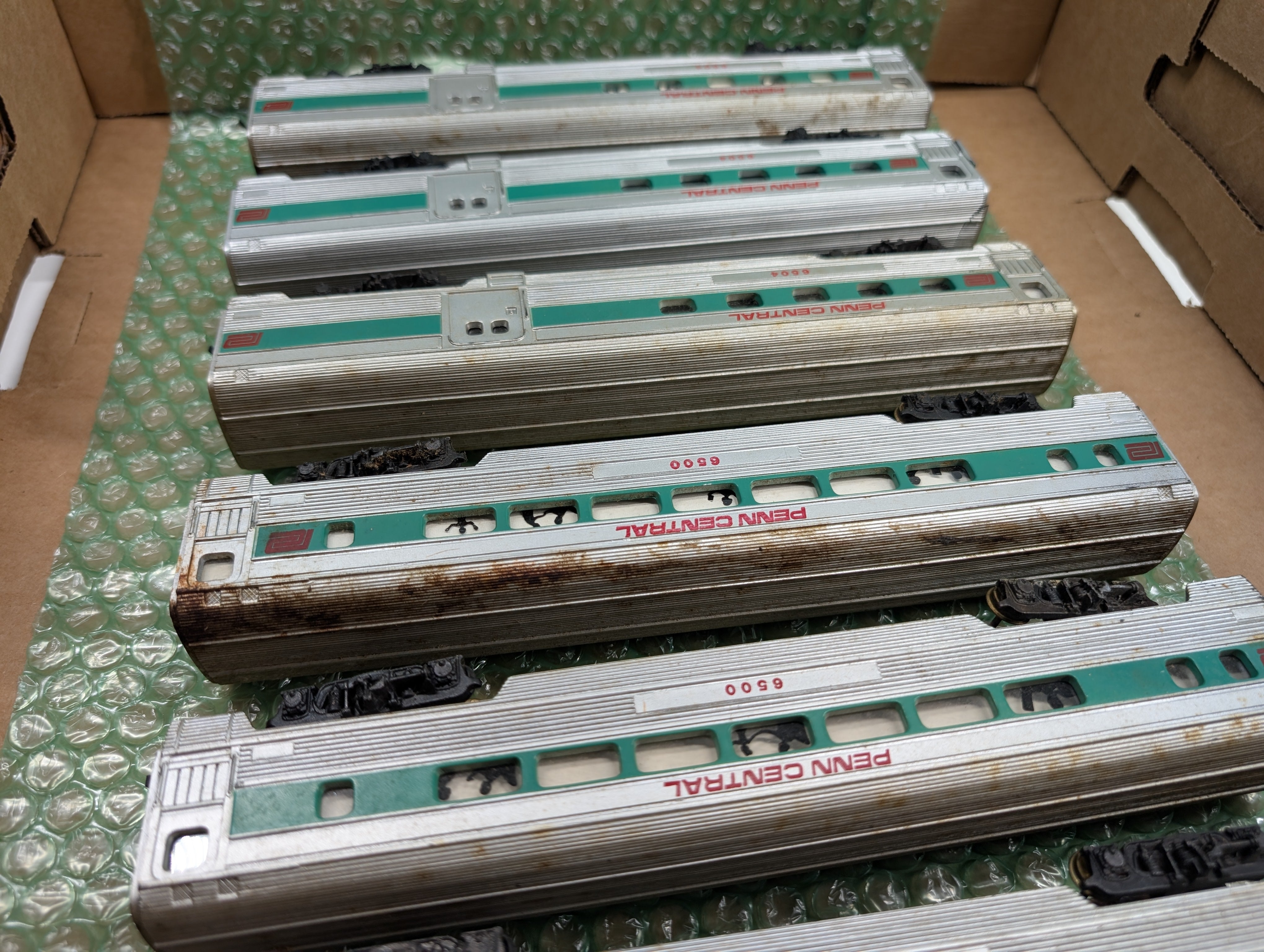 USED Tyco HO Scale Lot of Passenger Cars Penn Central PC (7 pcs)