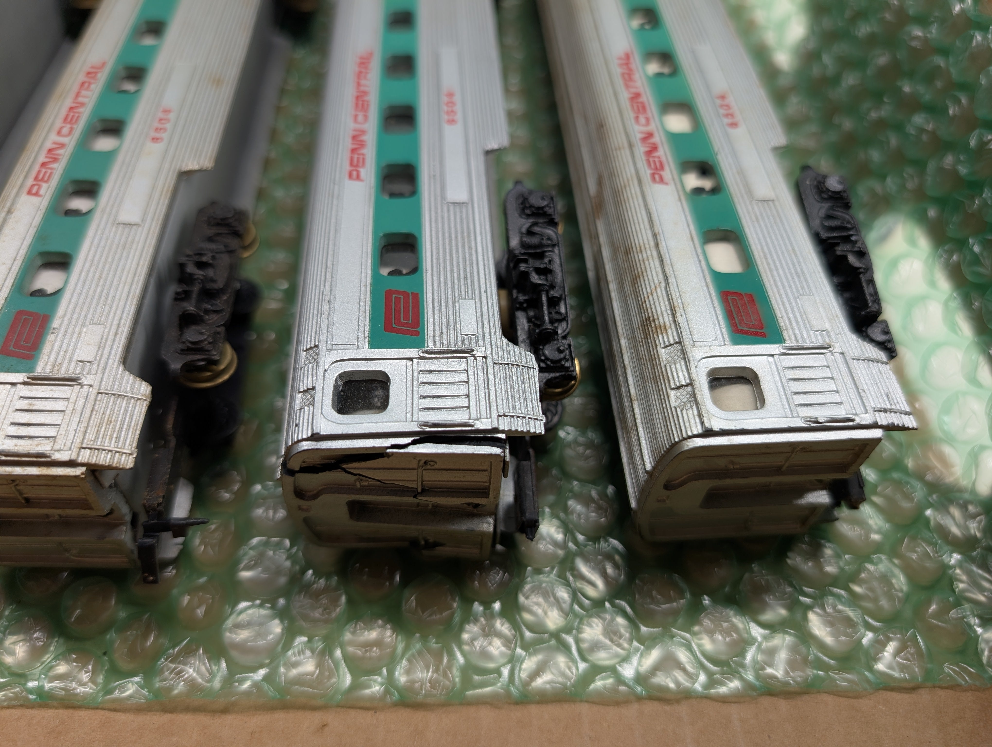 USED Tyco HO Scale Lot of Passenger Cars Penn Central PC (7 pcs)