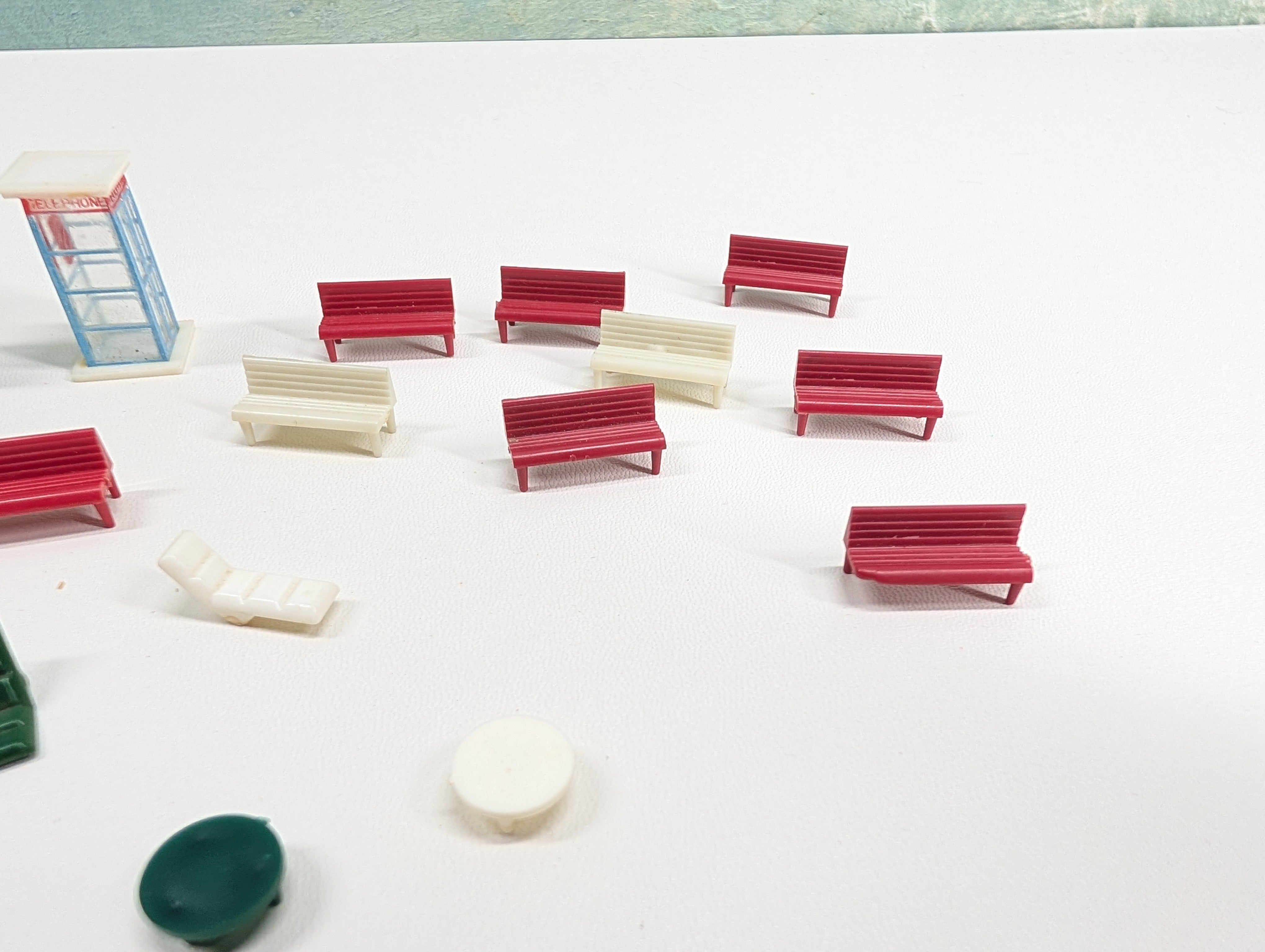 USED HO Scale Large Lot of Park Benches, Telephone Booths, Soda Machines & More Detail Parts