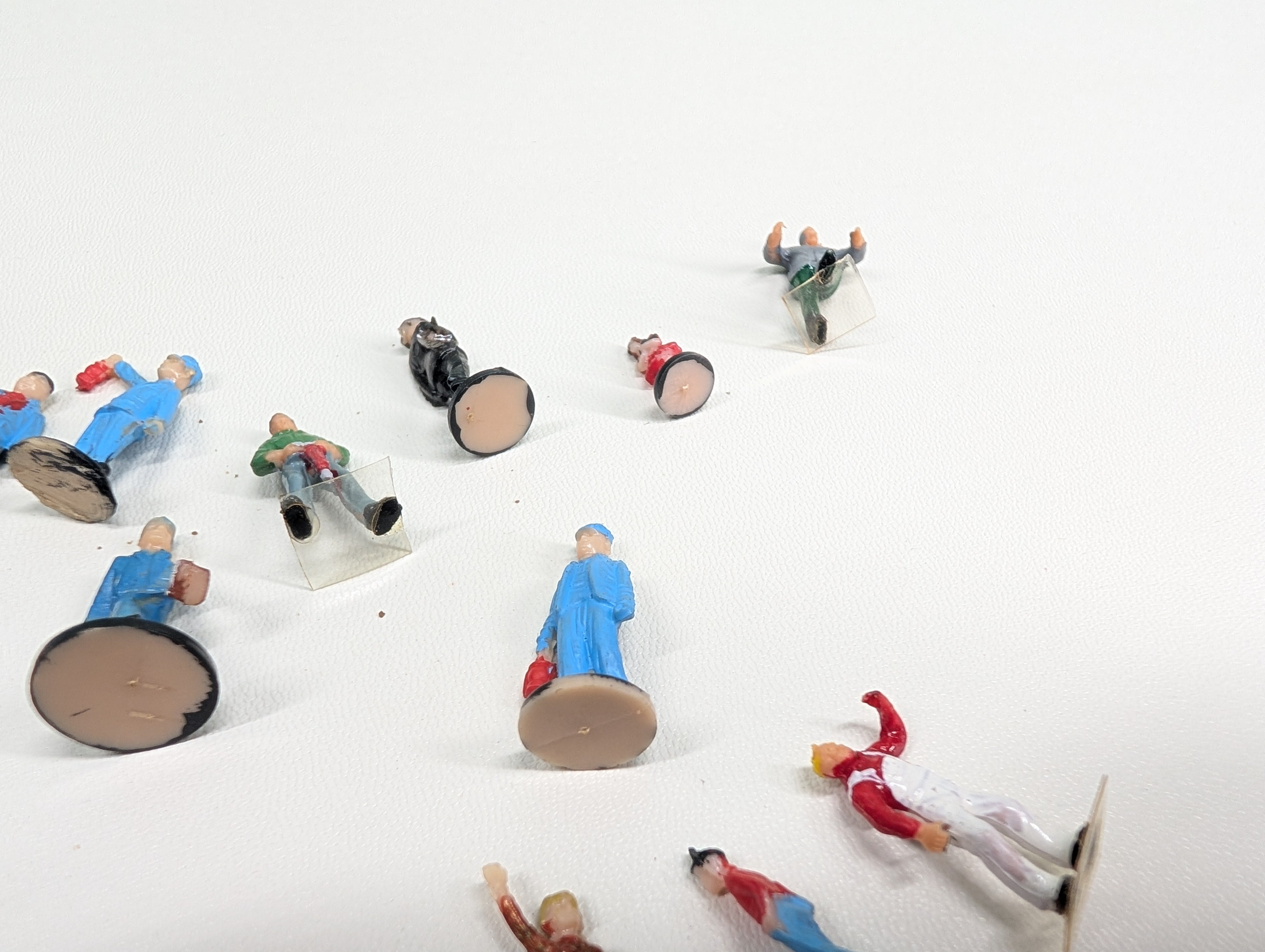 USED HO Scale Lot of People