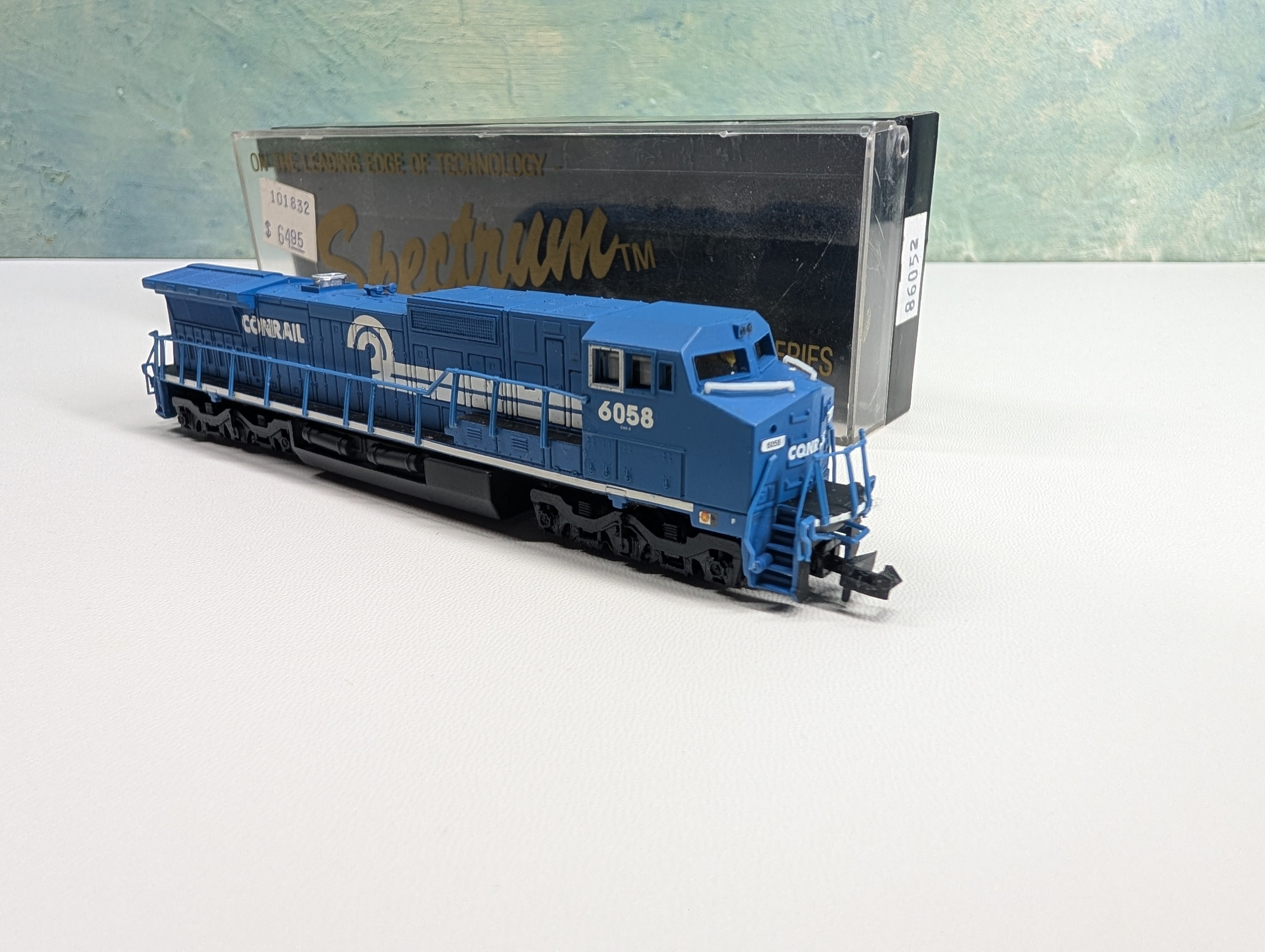 USED Bachmann 86052 N Scale Blue GE Dash 8-40CW Diesel Conrail #6058 Parts/Repairs