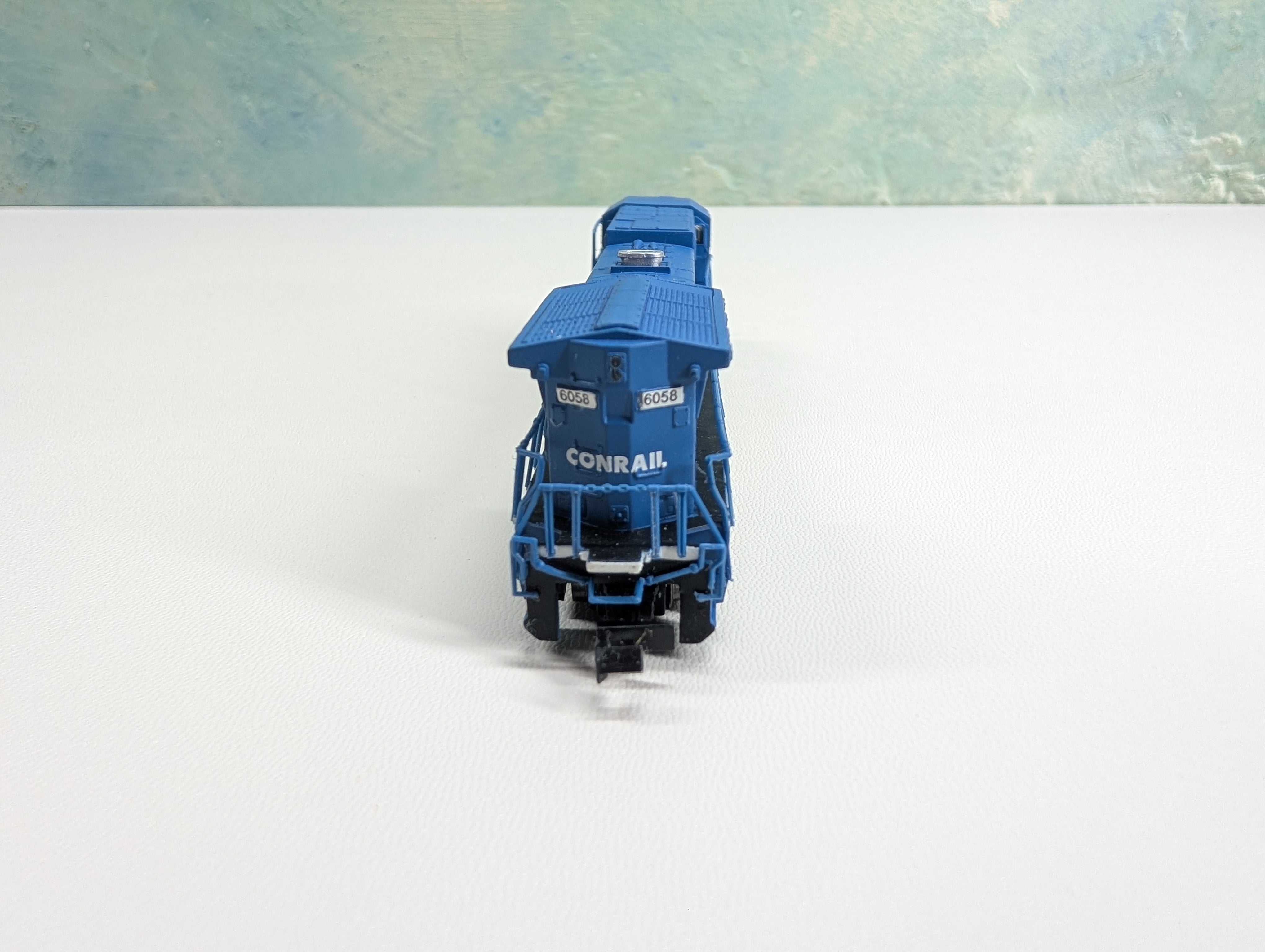 USED Bachmann 86052 N Scale Blue GE Dash 8-40CW Diesel Conrail #6058 Parts/Repairs