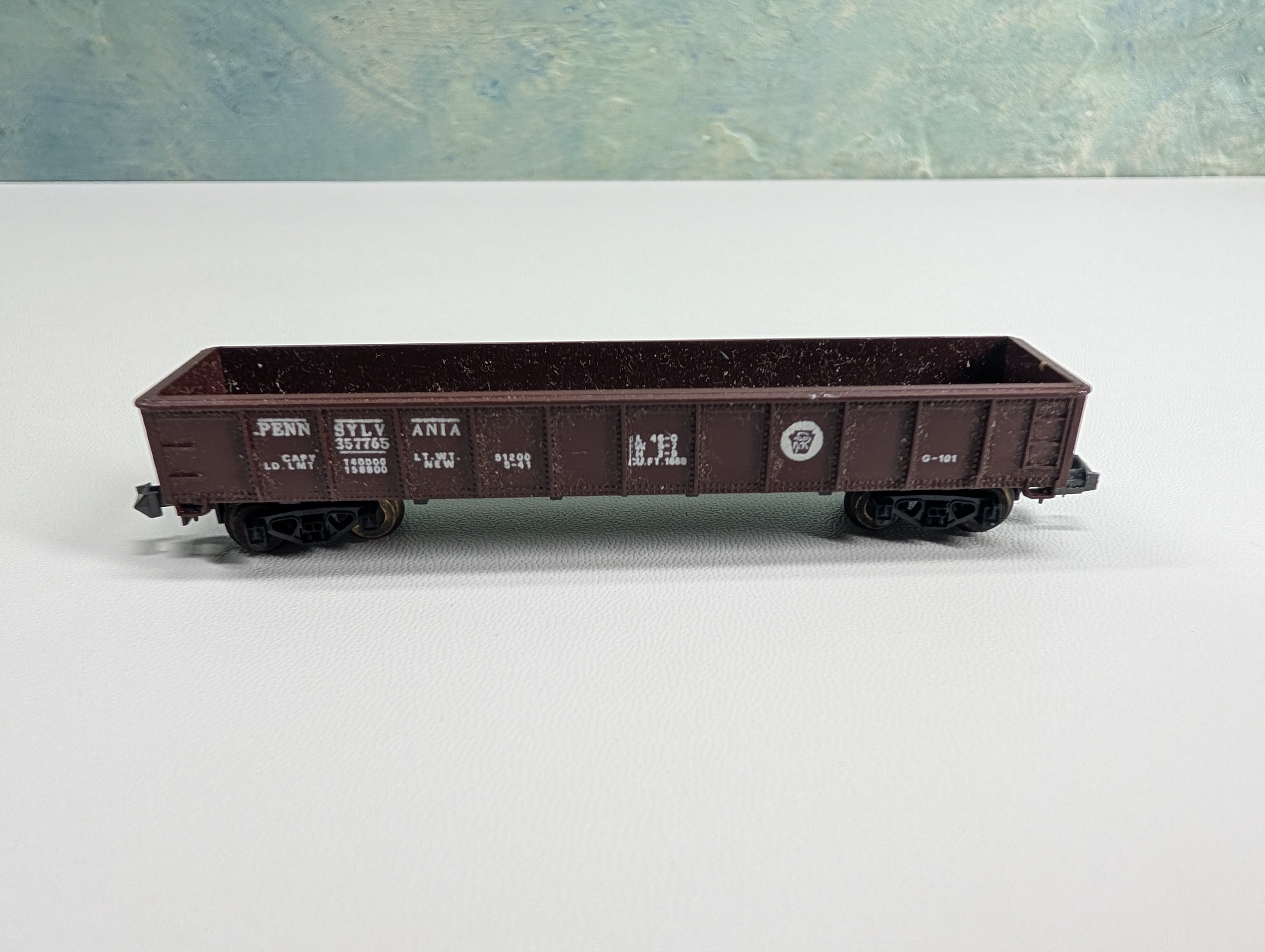 USED Lima N Scale Gondola Pennsylvania #357765