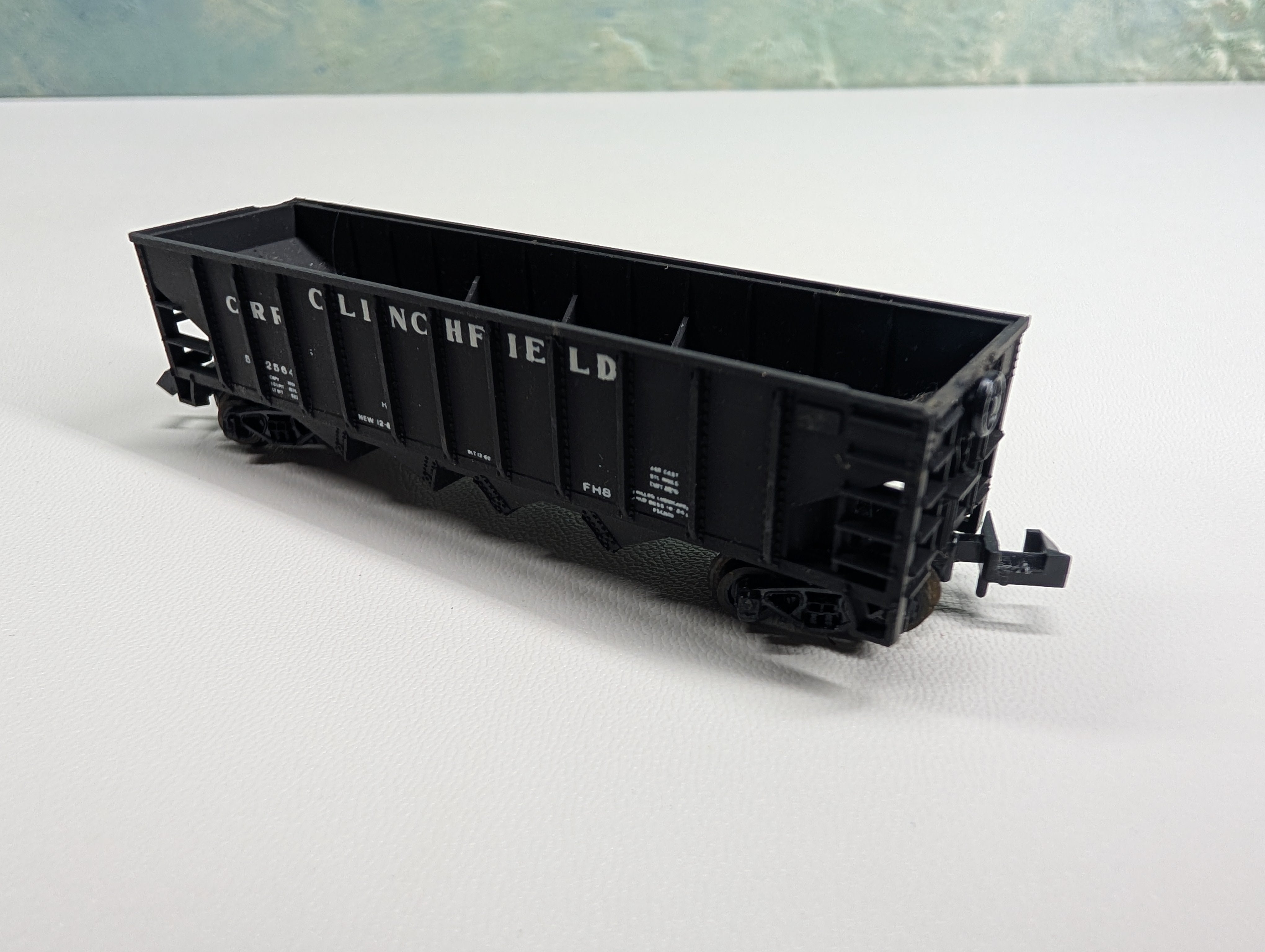 USED AHM N Scale Hopper Clinchfiled CRR