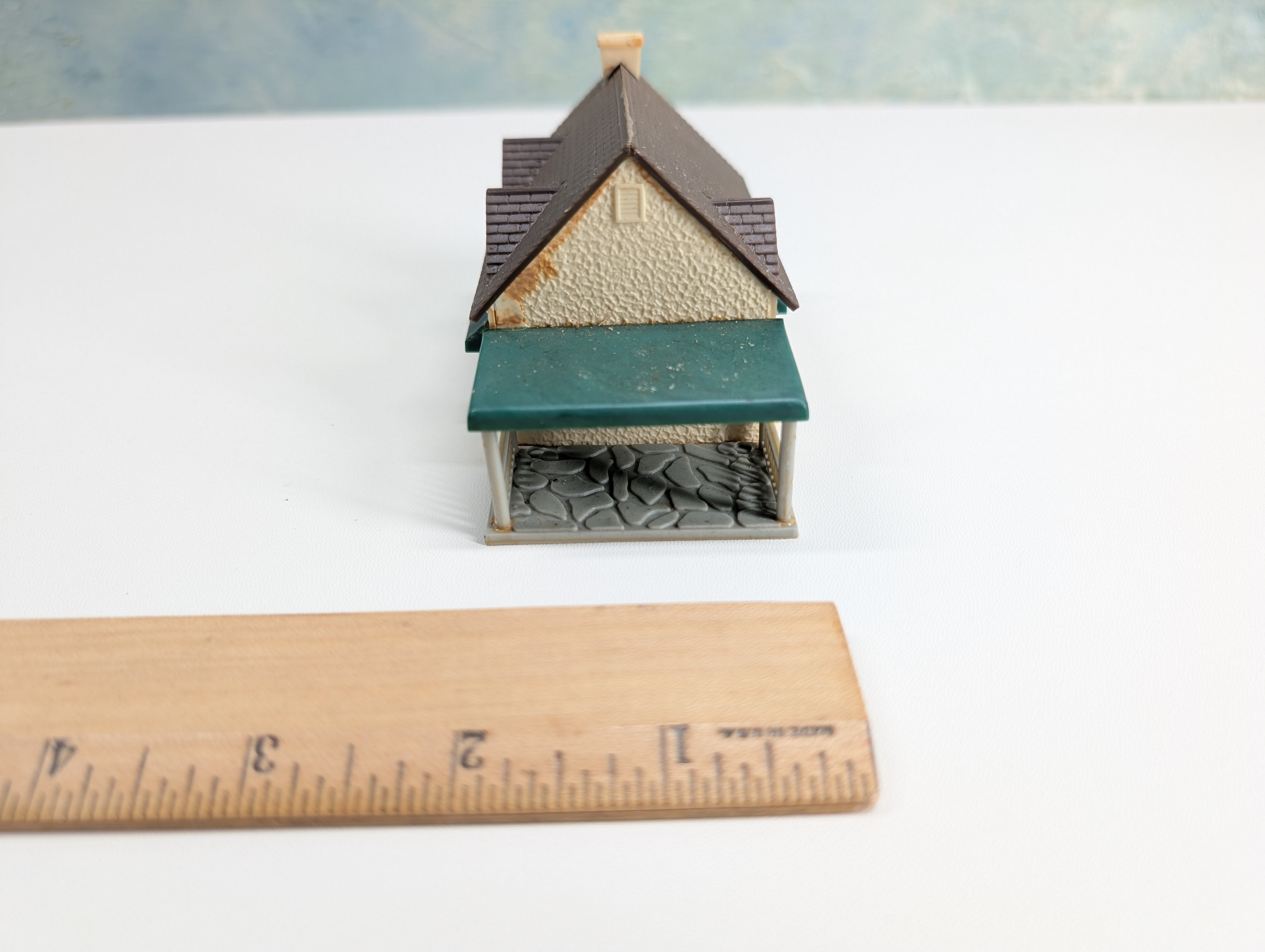 USED Bachmann Plasticville HO Scale Small House