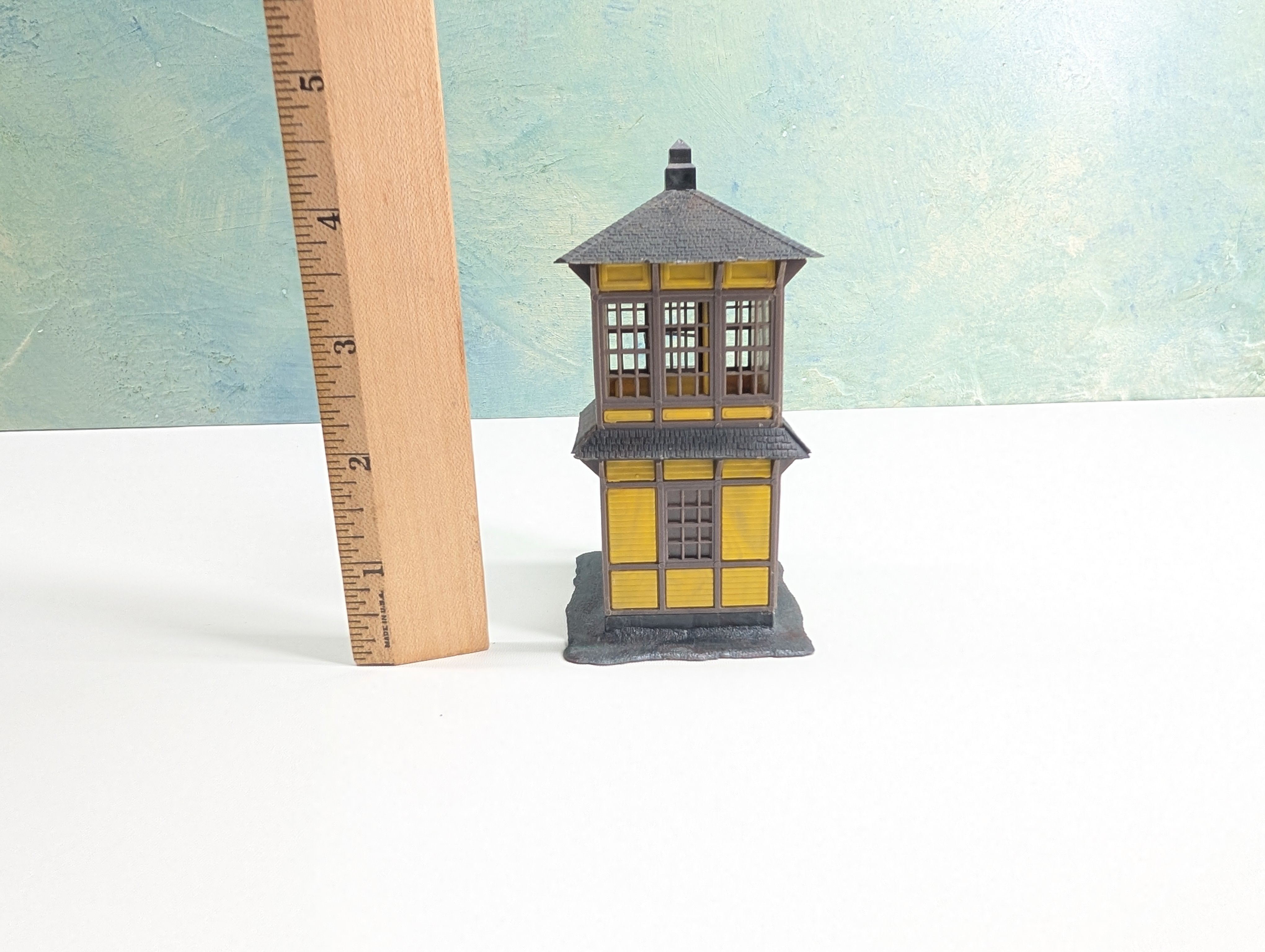 USED Pola HO Scale Yard Tower