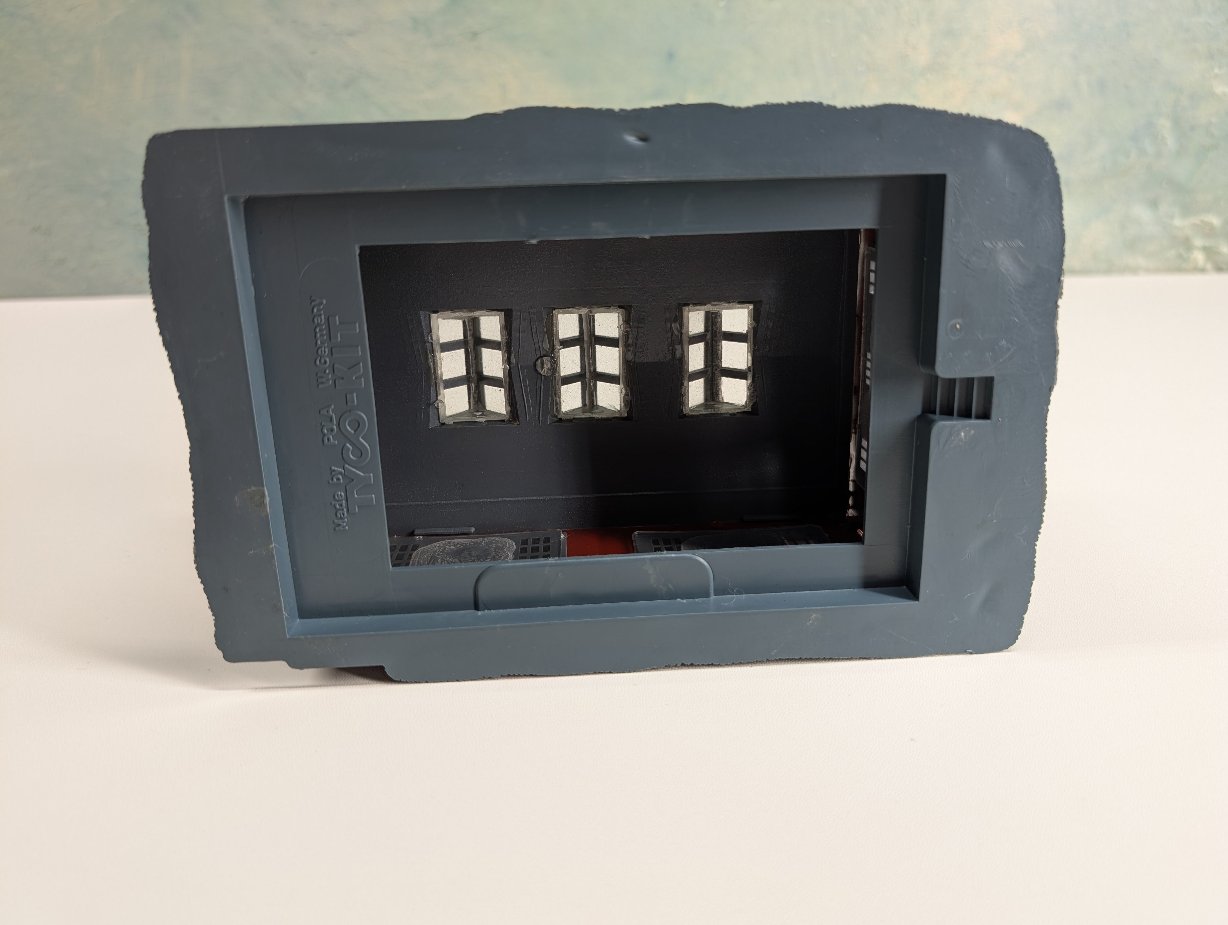USED Tyco HO Scale Standart Electric, Brick Building
