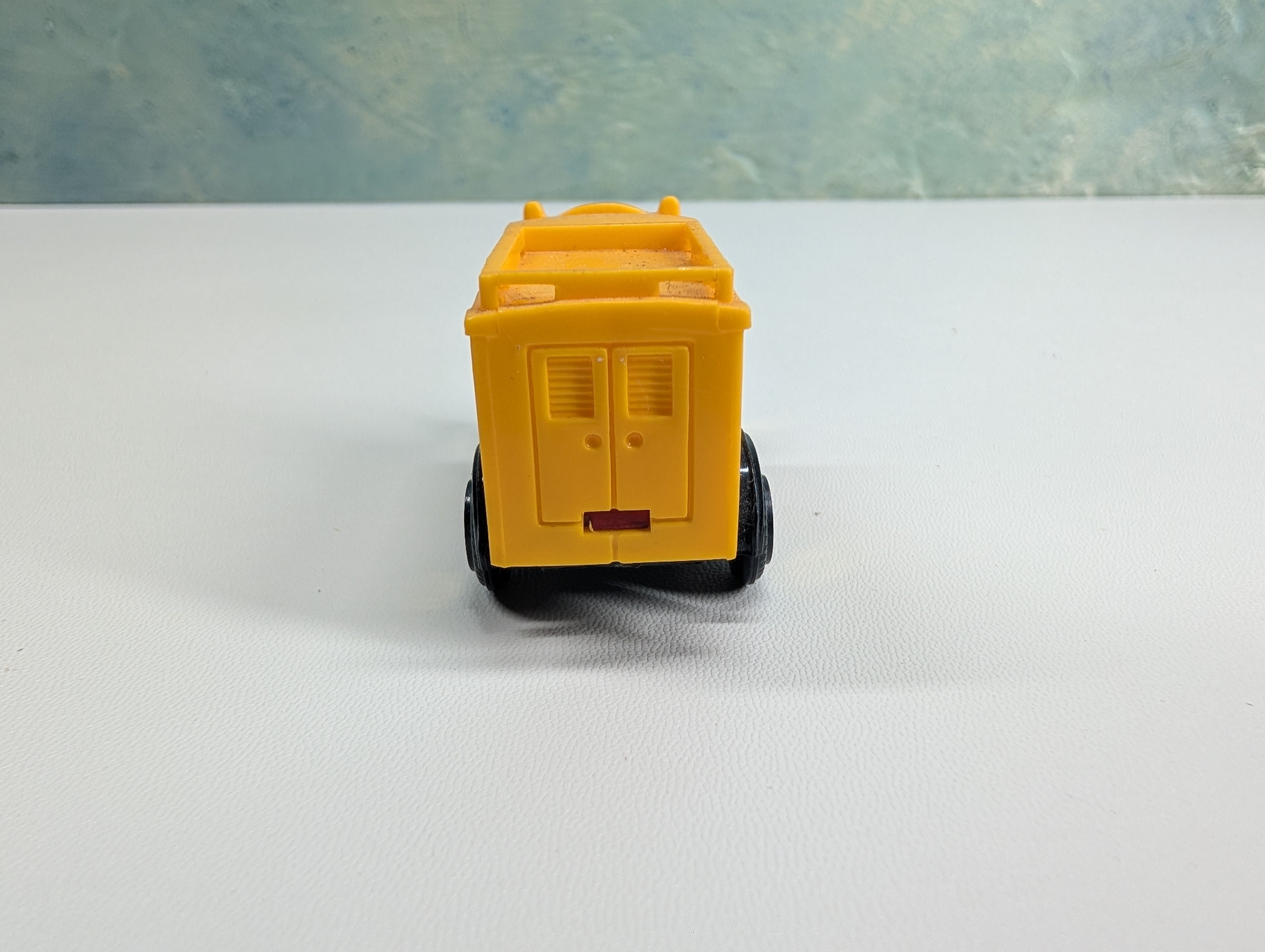 USED High Speed #607-612 HO Scale Polly's Ice Cream Truck