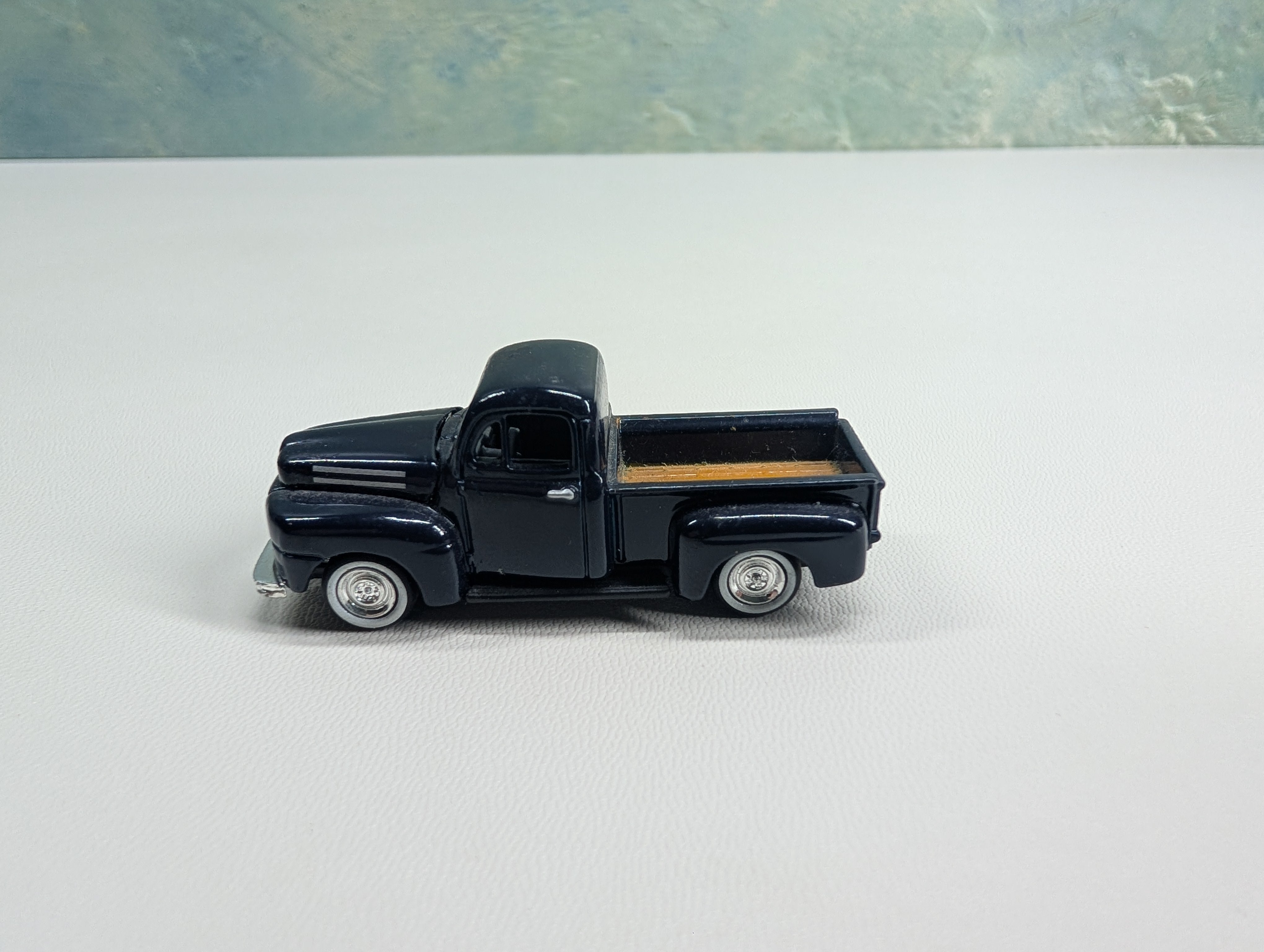 USED Classic Metal Works HO Scale 1950 Ford Pick-Up Truck Dark Blue