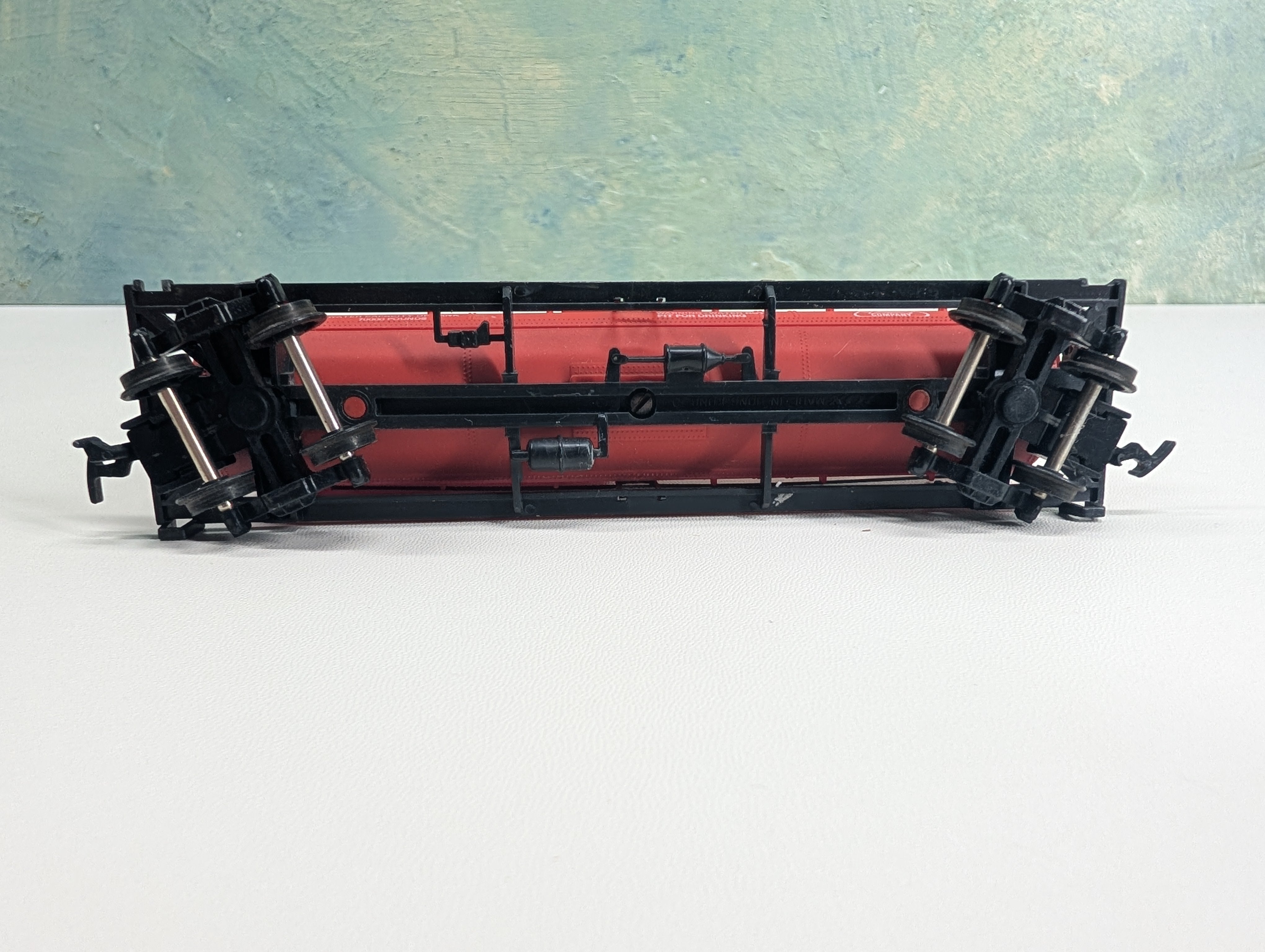 USED Cox HO Scale Fire Tank Car Big Pine Lumber Co