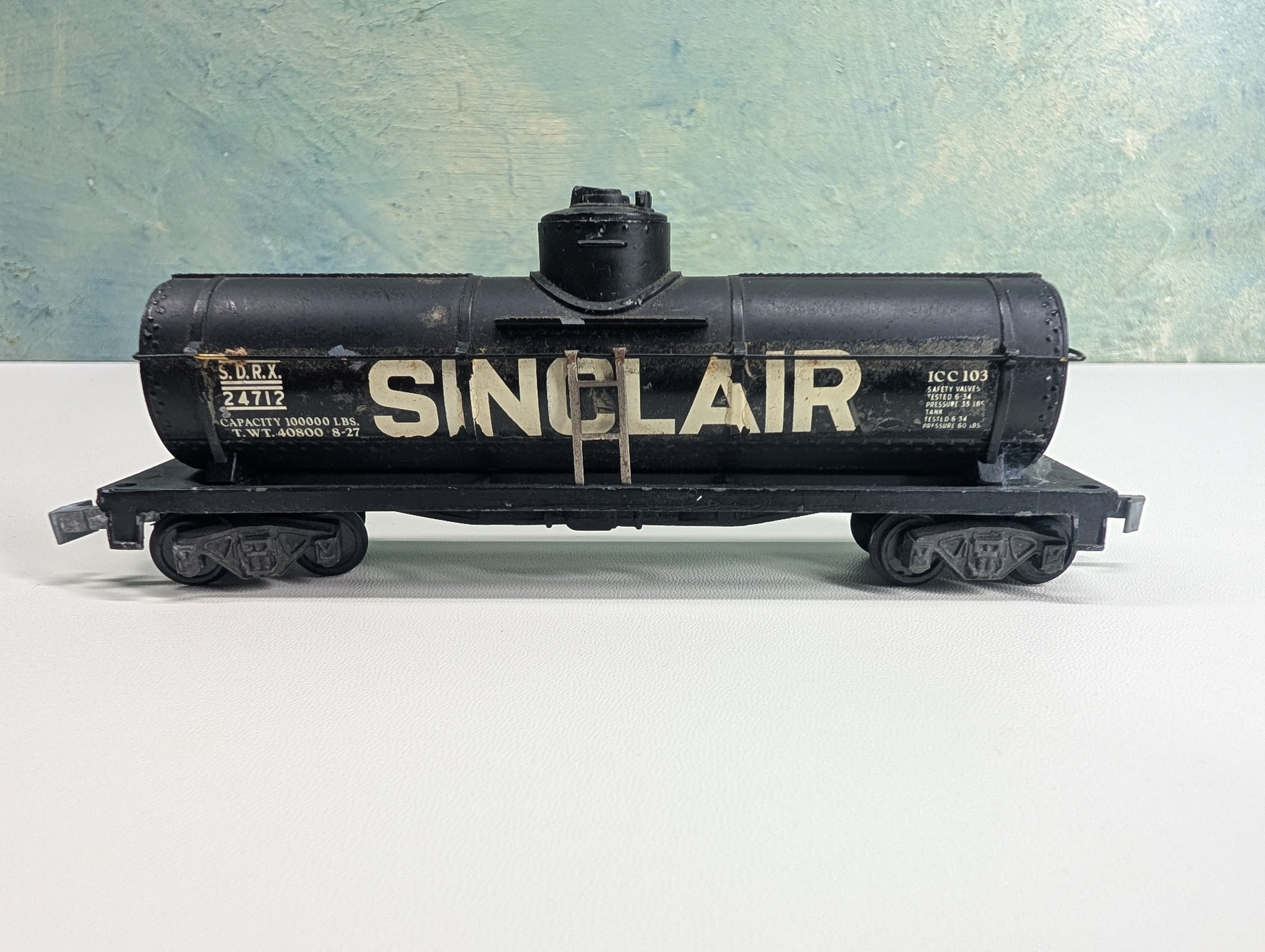 USED Gilbert HO Scale Single Dome Tank Car Sinclair SDRX #24712 Vintage