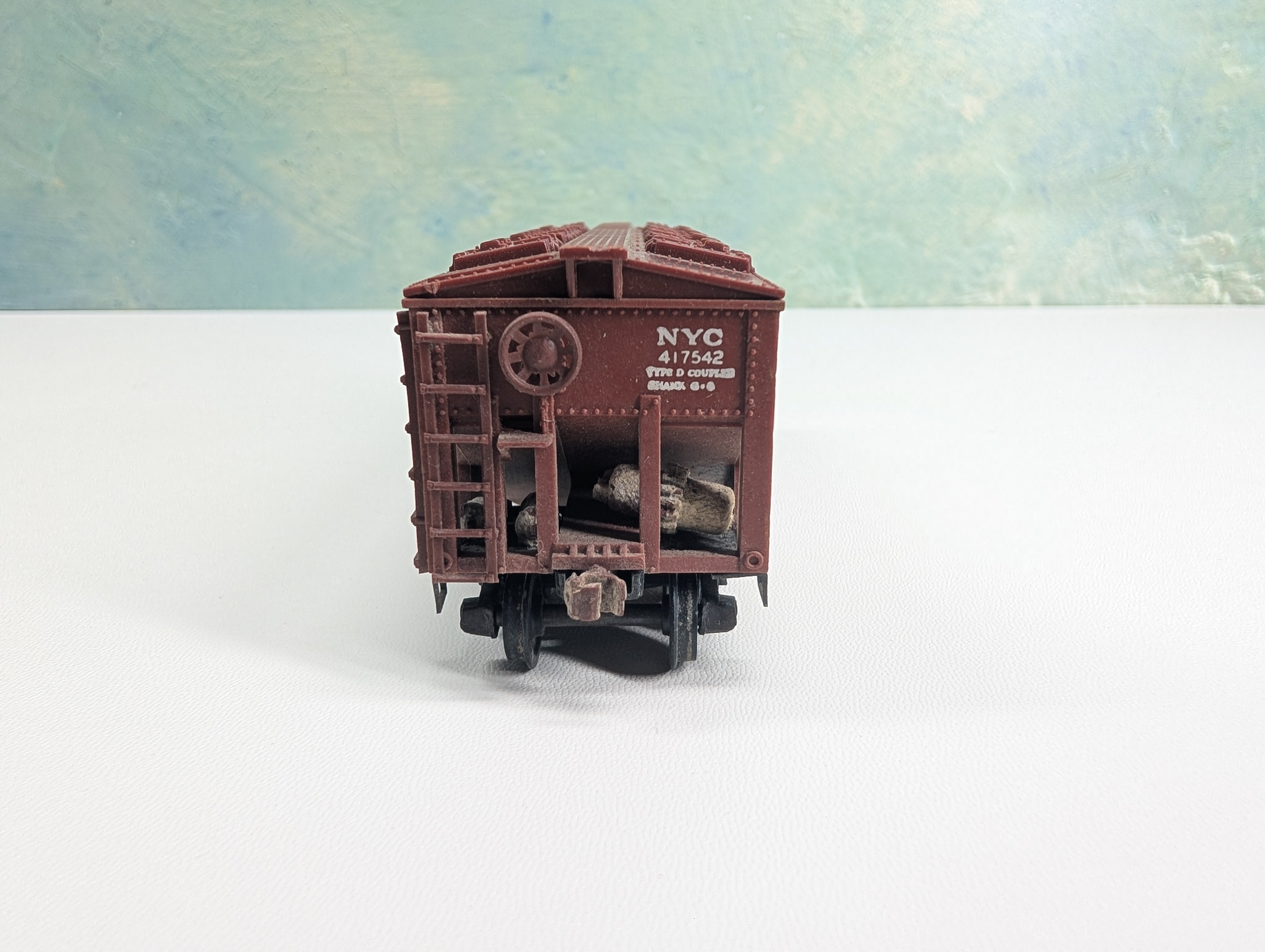 USED Varney HO Scale 2 Bay Covered Hopper New York Central NYC #417542