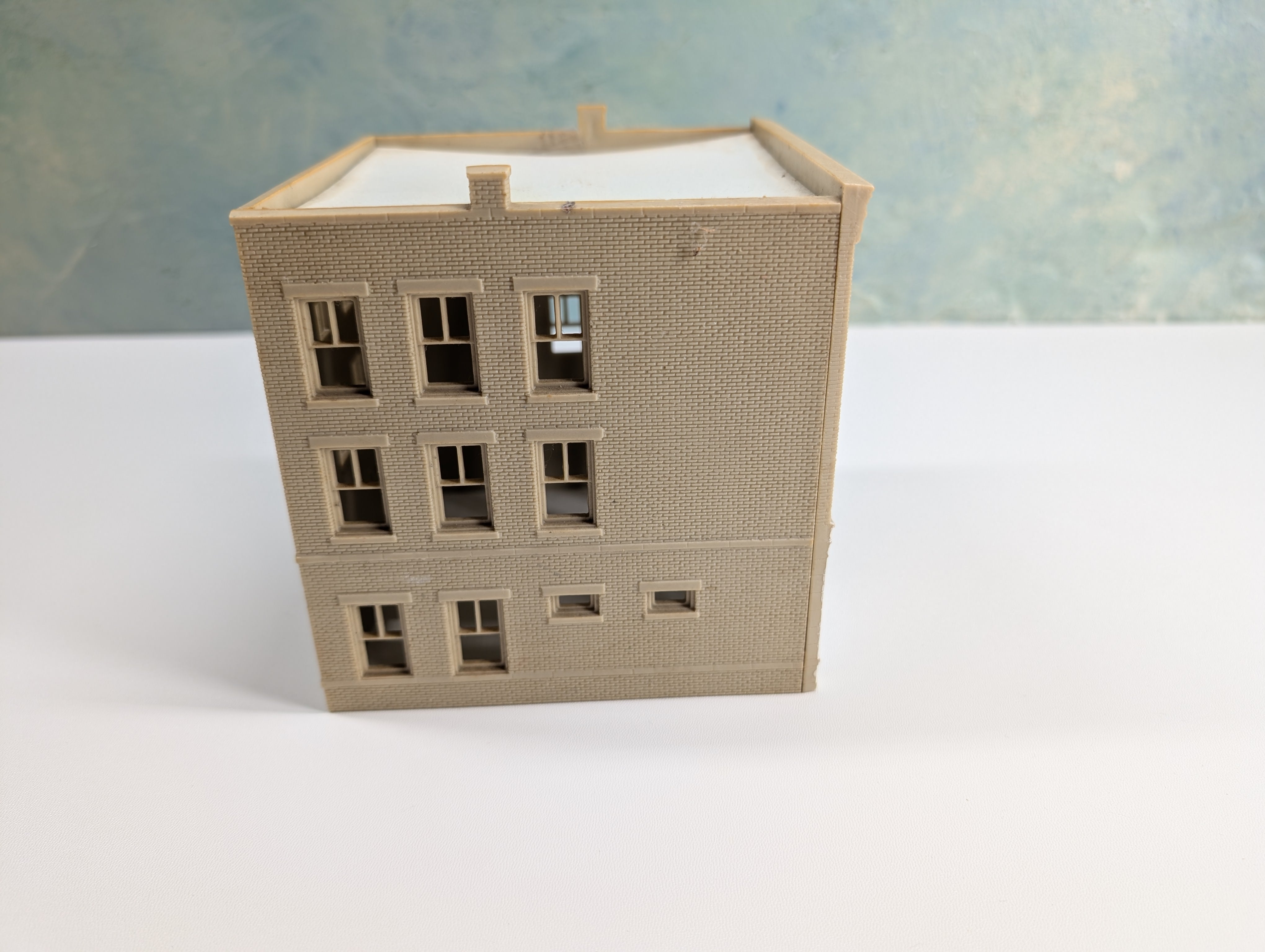 USED HO Scale Brick Warehouse