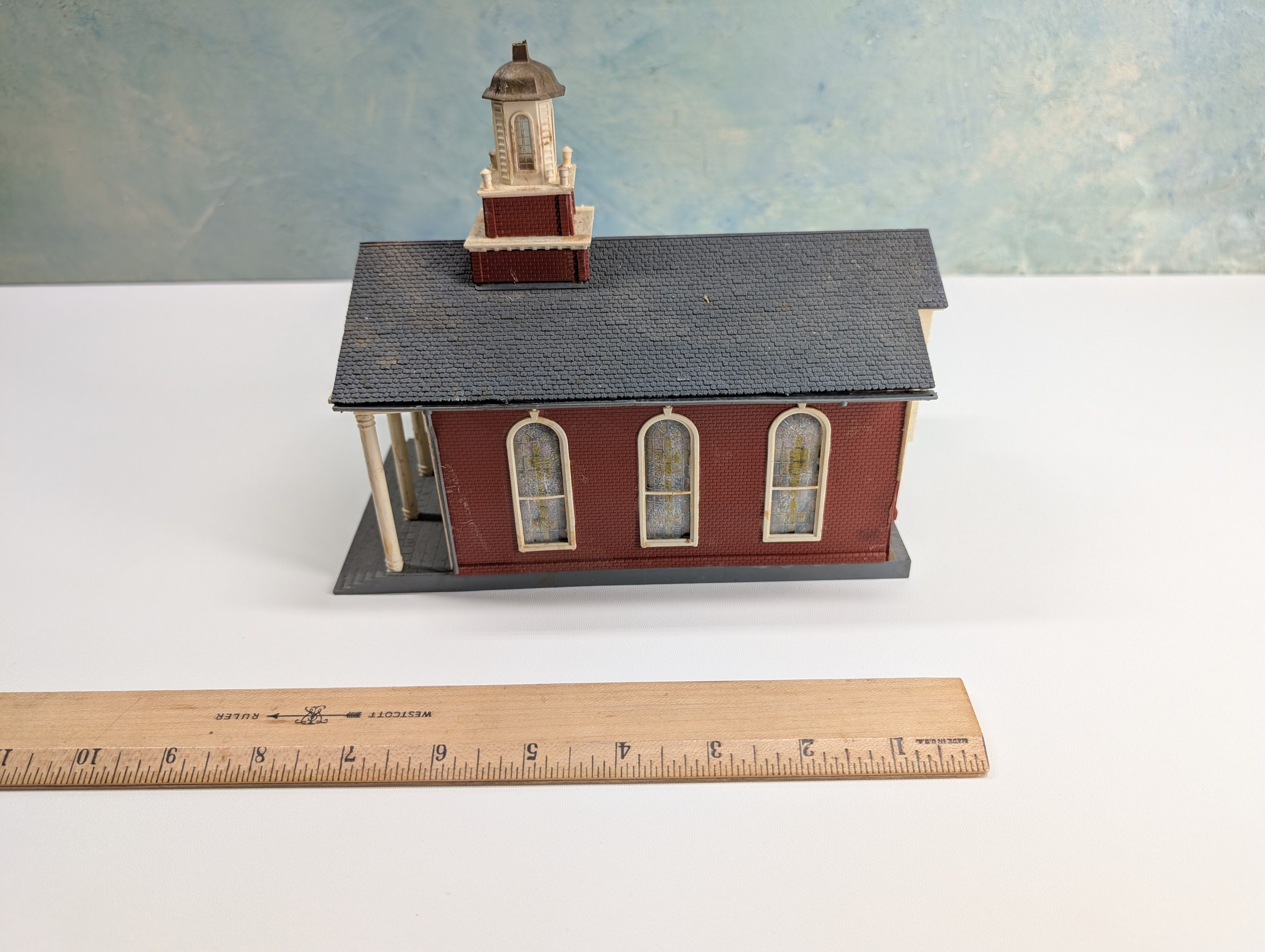 USED HO Scale Church