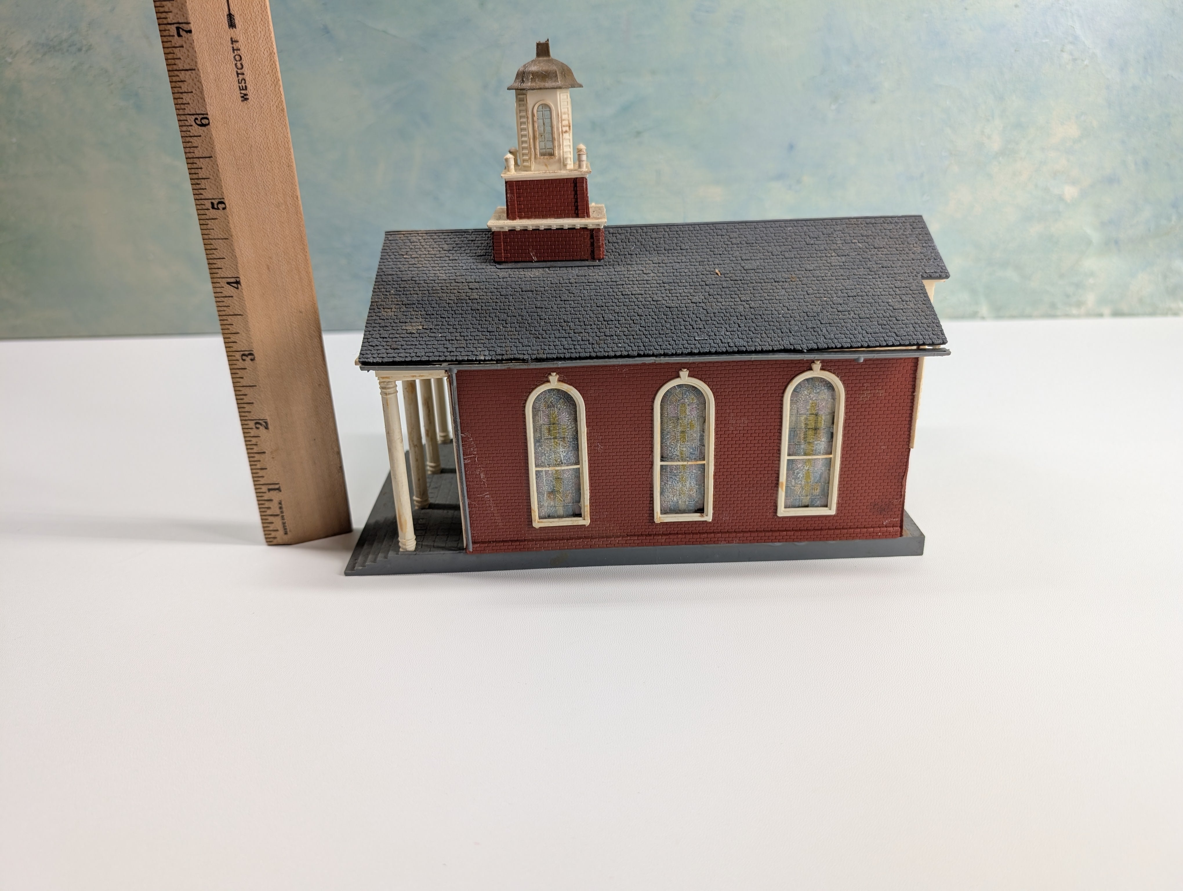 USED HO Scale Church