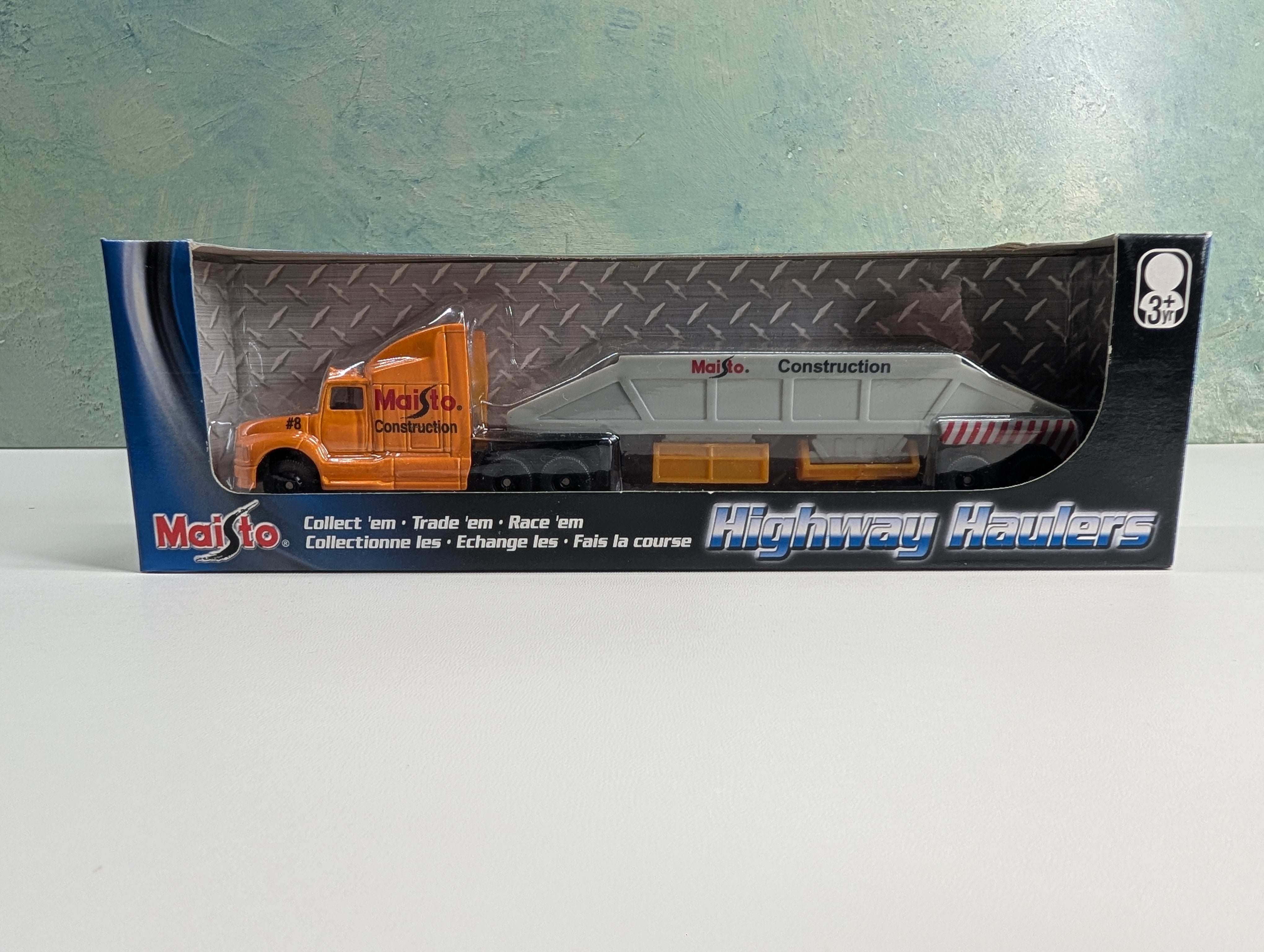 USED Maisto HO Scale Construction Tractor Trailer Highway Haulers
