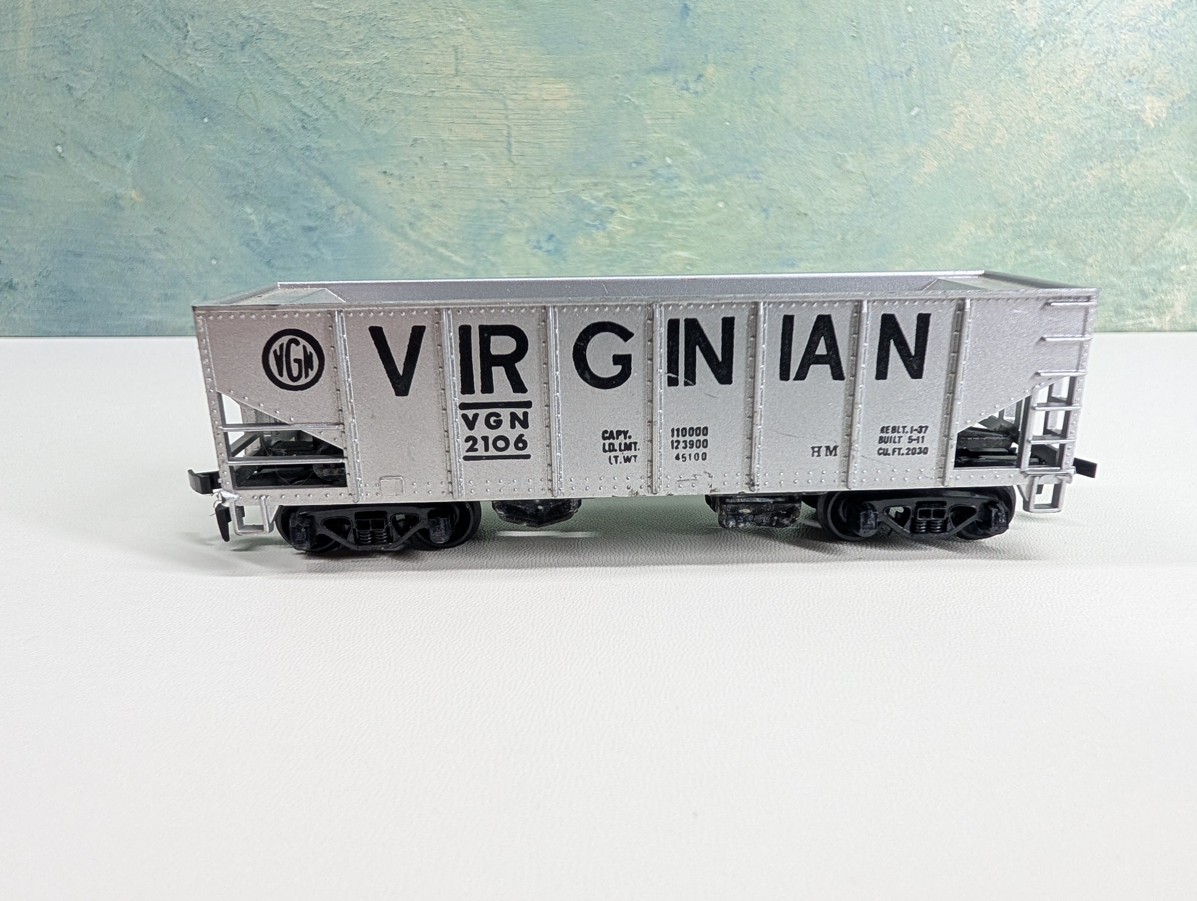 USED Tyco HO Scale 2 Bay Hopper Virginian VGN #2106