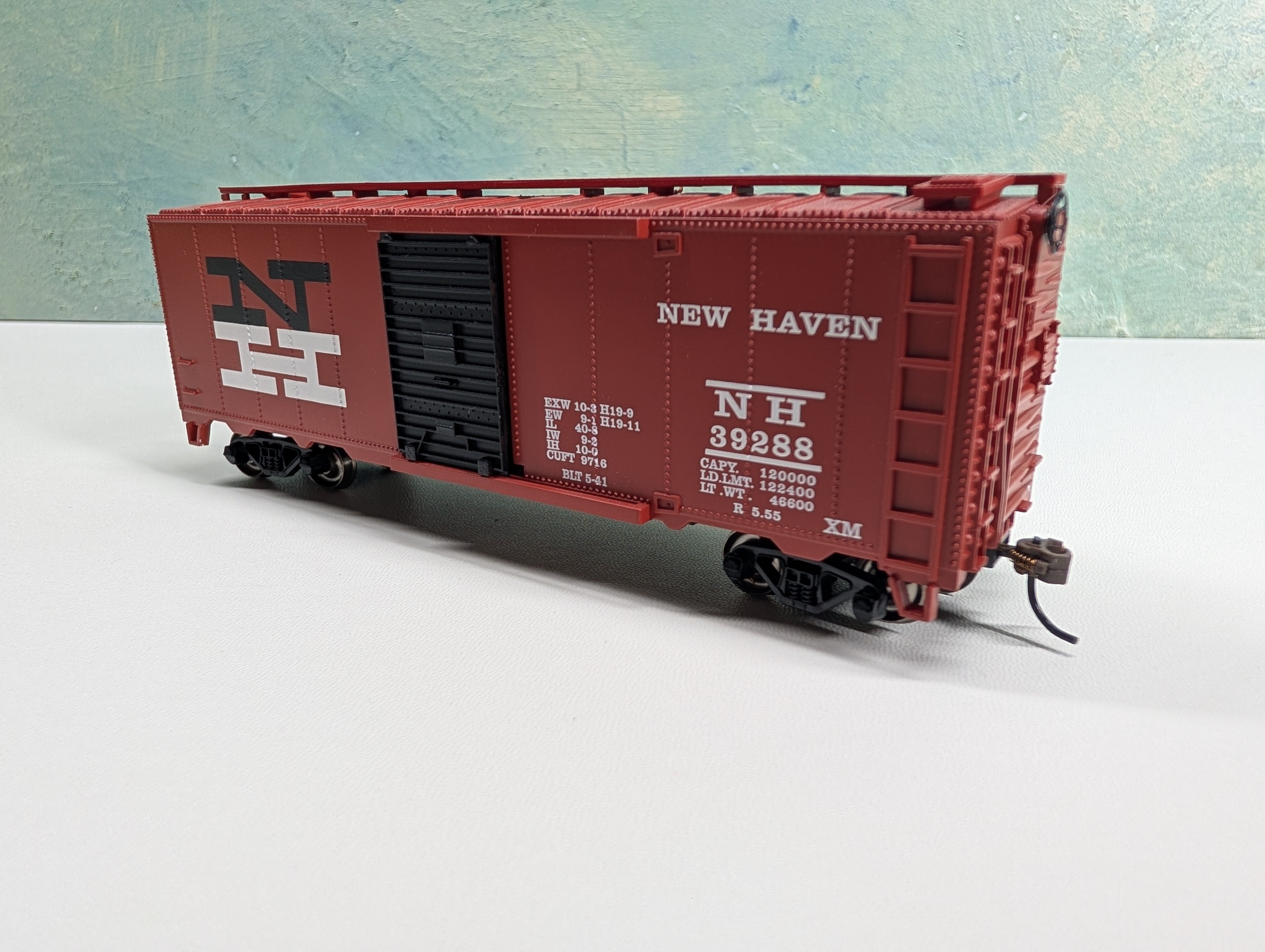 USED Bachmann HO Scale 40' Box Car New Haven NH #39288 Silver Series