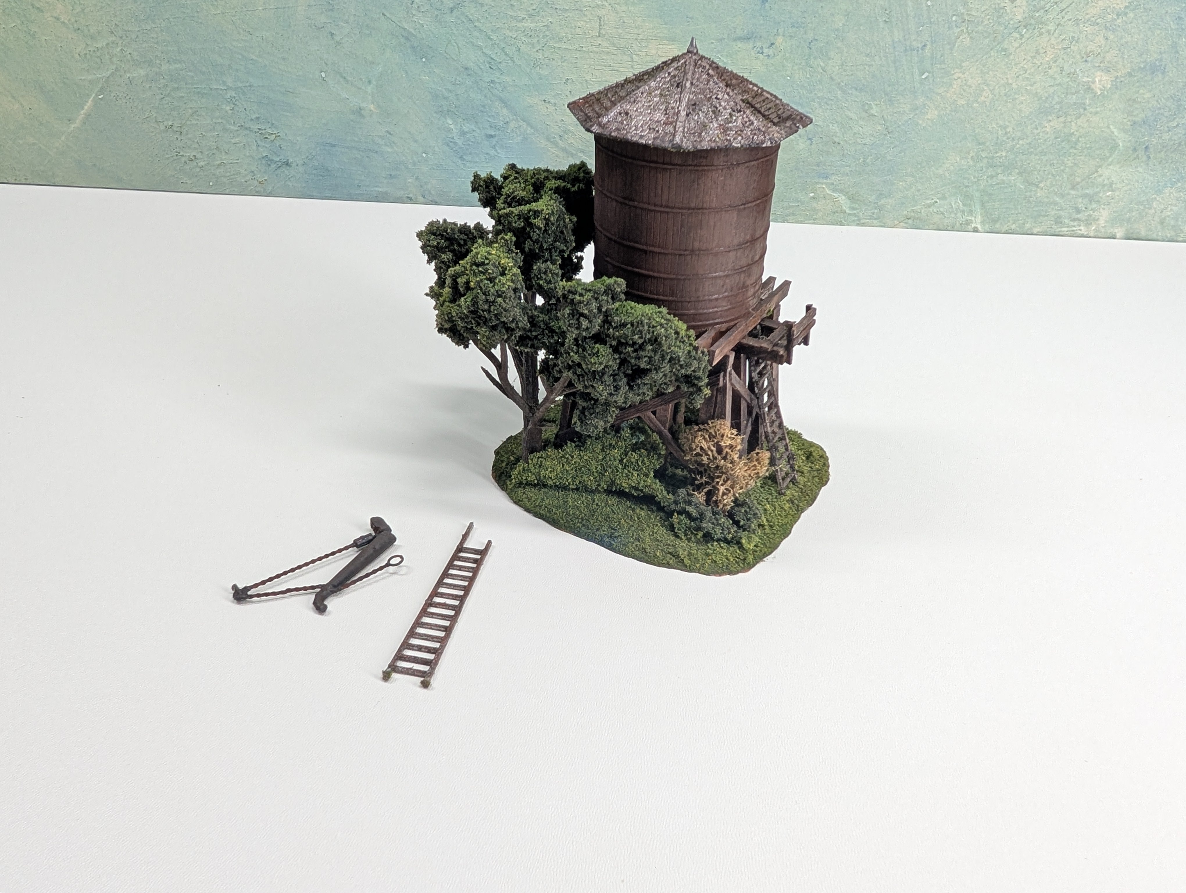 USED HO Scale Weathered and Detailed Small Water Tower