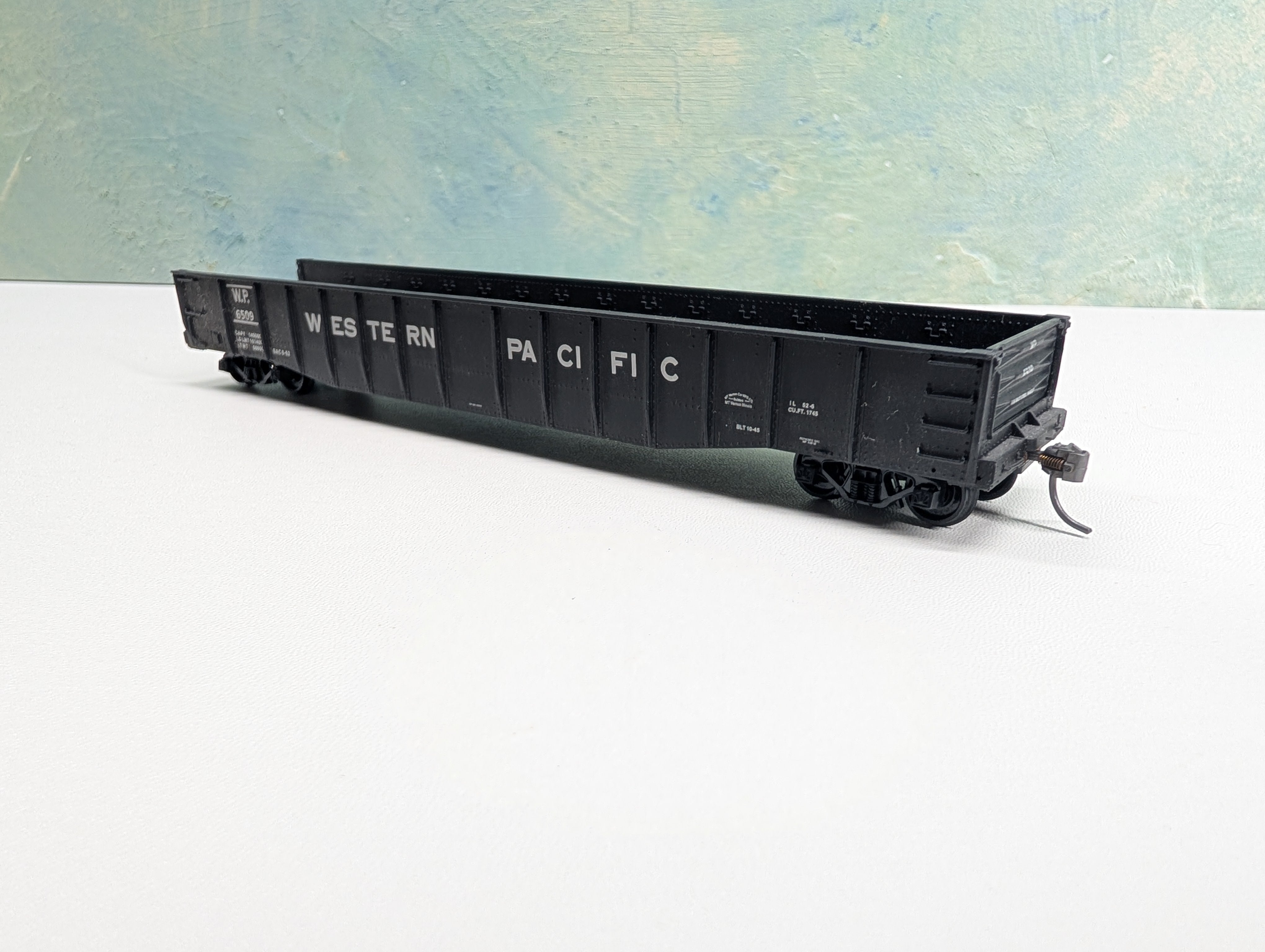 USED Life-Like HO Scale 52'6" Drop End Mill Gondola Western Pacific WP #6509 Proto2000