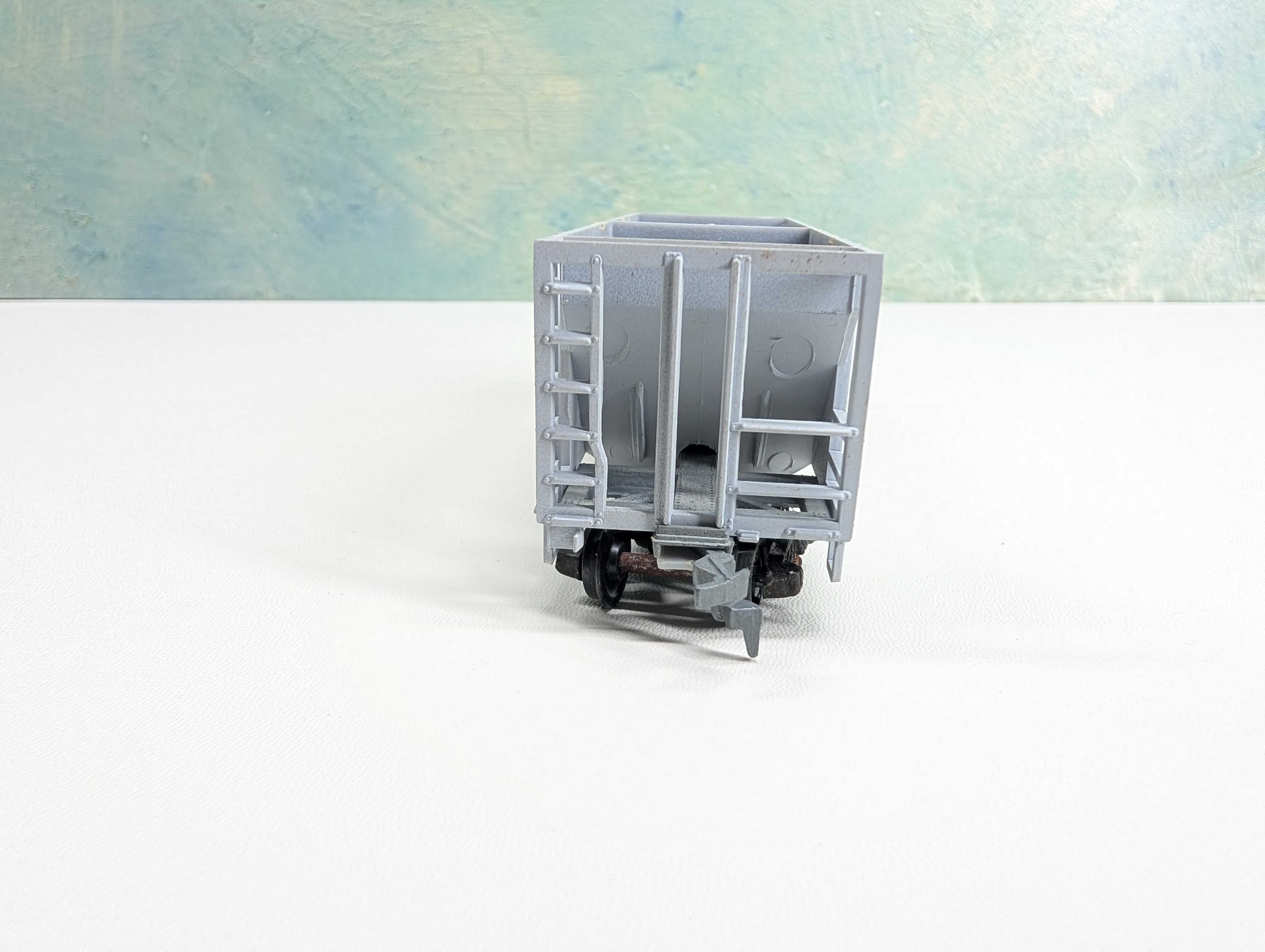 USED Roundhouse HO Scale Covered Hopper (no roof) Boraxo GACX #40228
