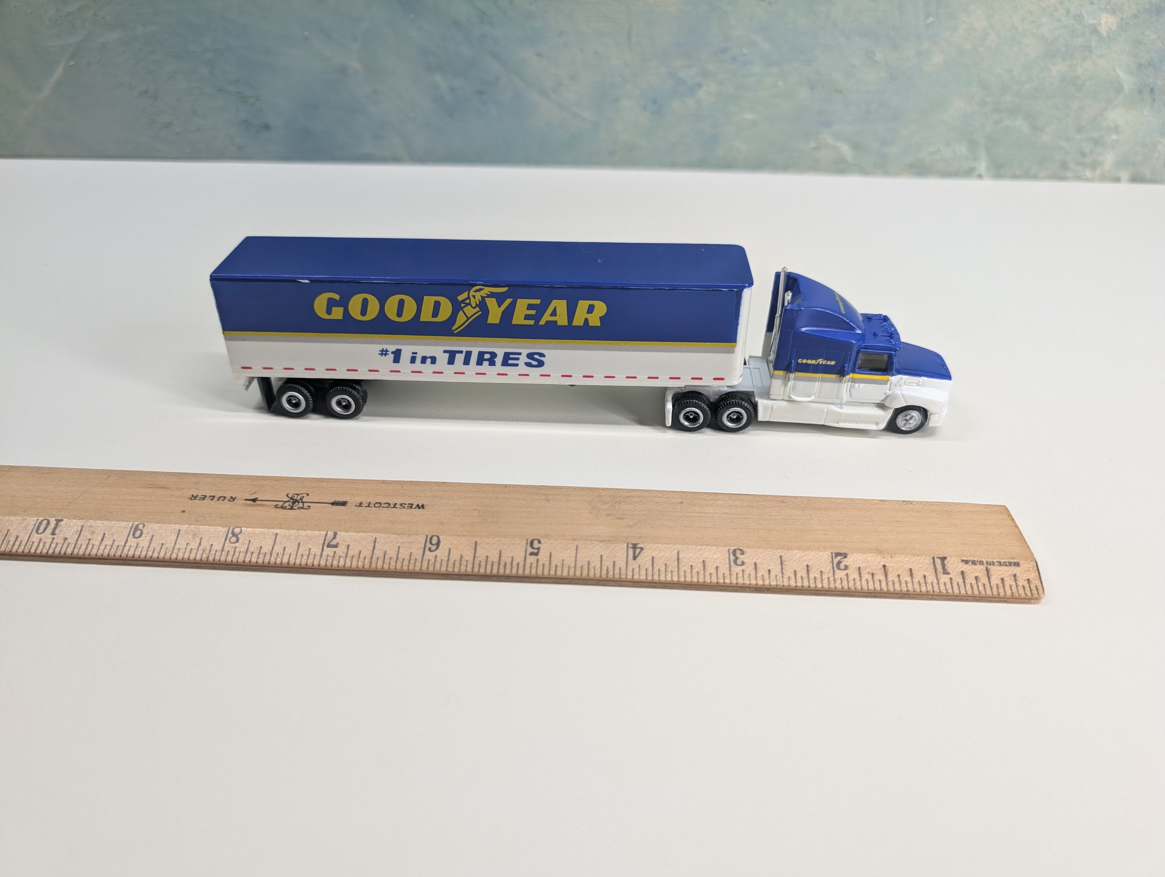 USED HO Scale GoodYear Tractor Trailer w/ Cab