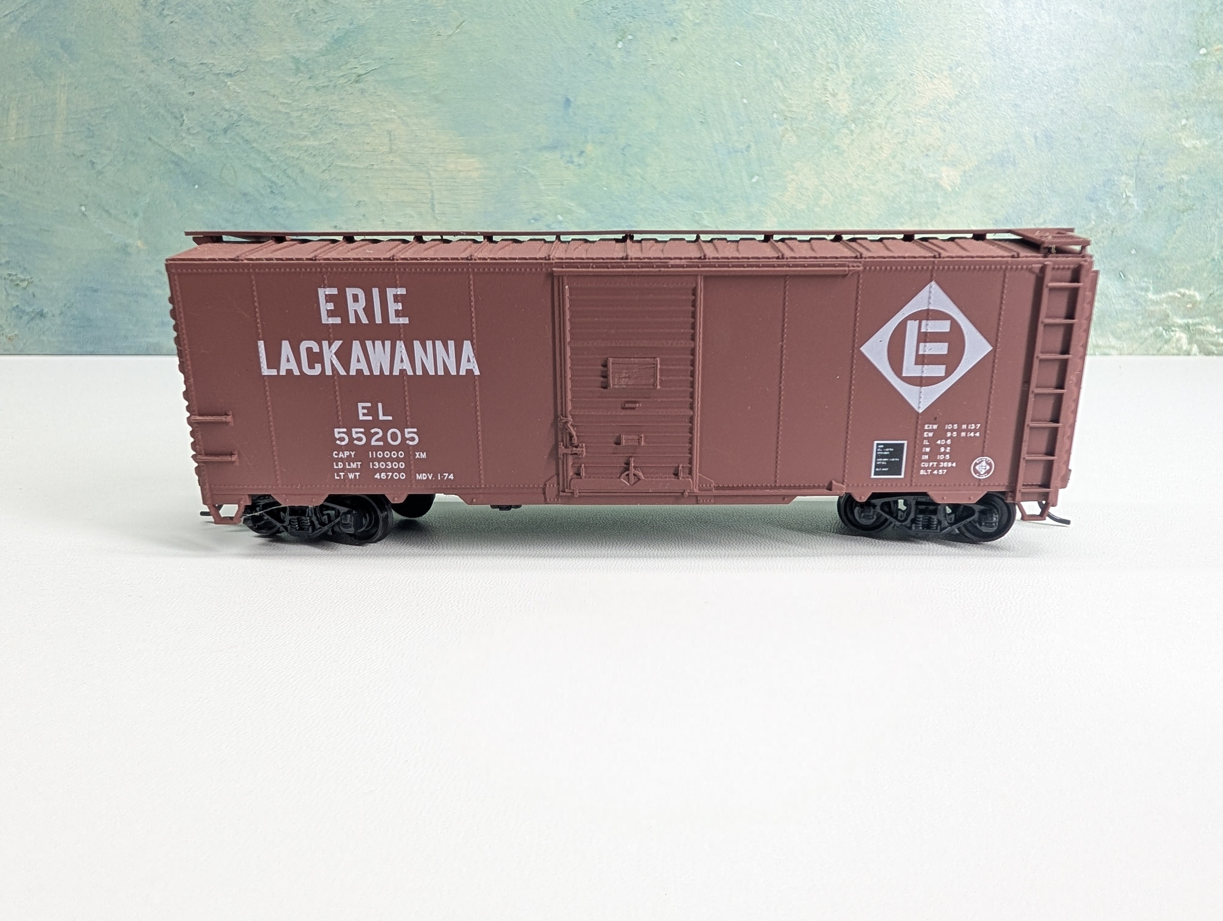 USED Accurail HO Scale 40' Box Car Erie Lackawanna EL #55205