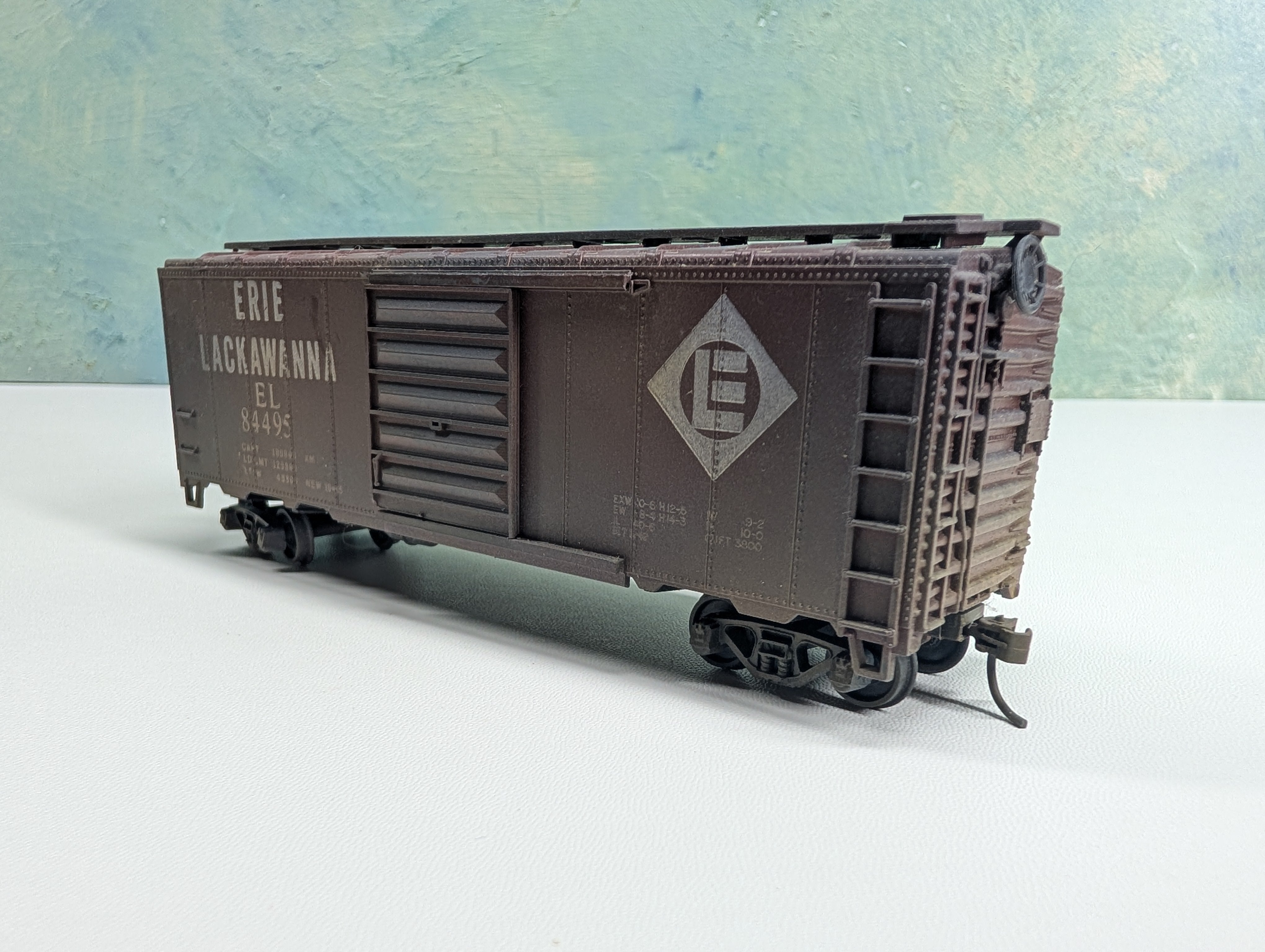 USED Athearn HO Scale 40' Box Car Erie Lackawanna EL #84495 Weathered