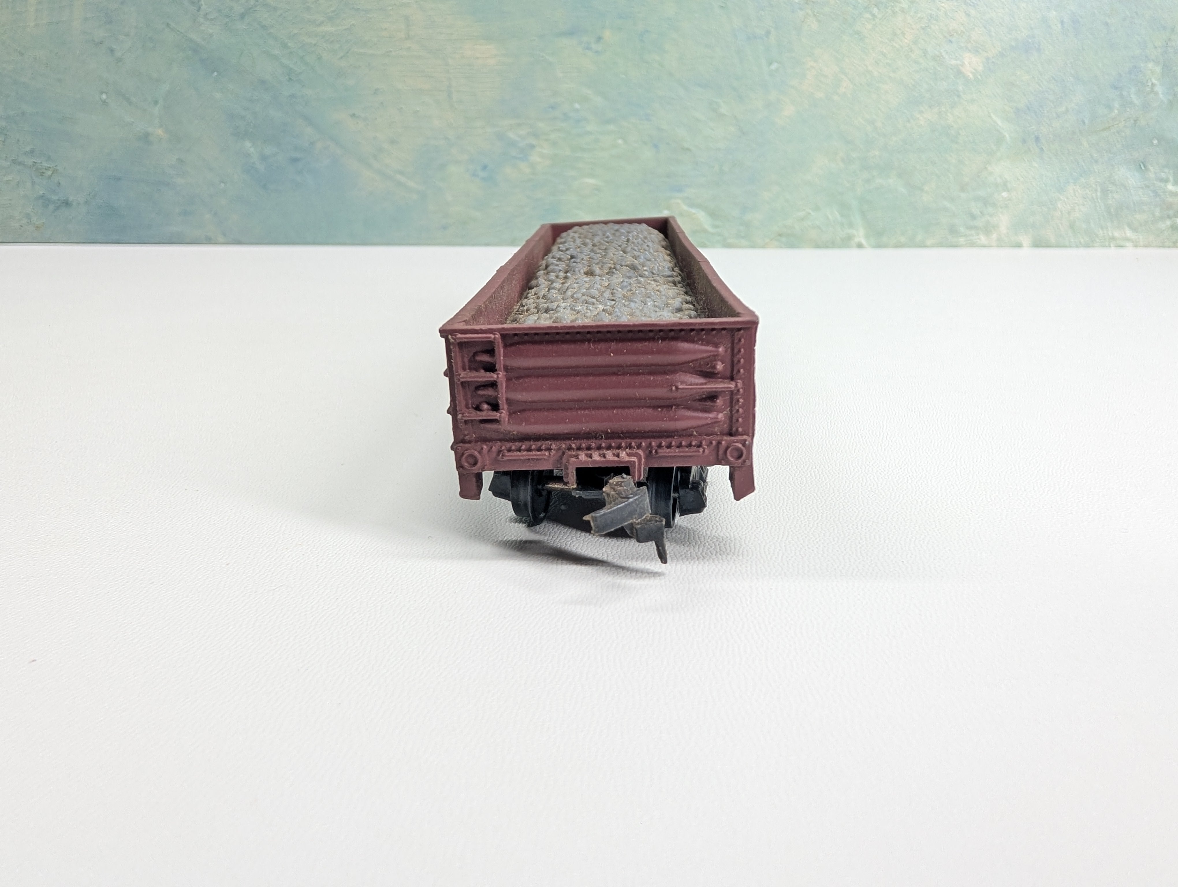 USED HO Scale Gondola w/ Load Wabash WAB #7226