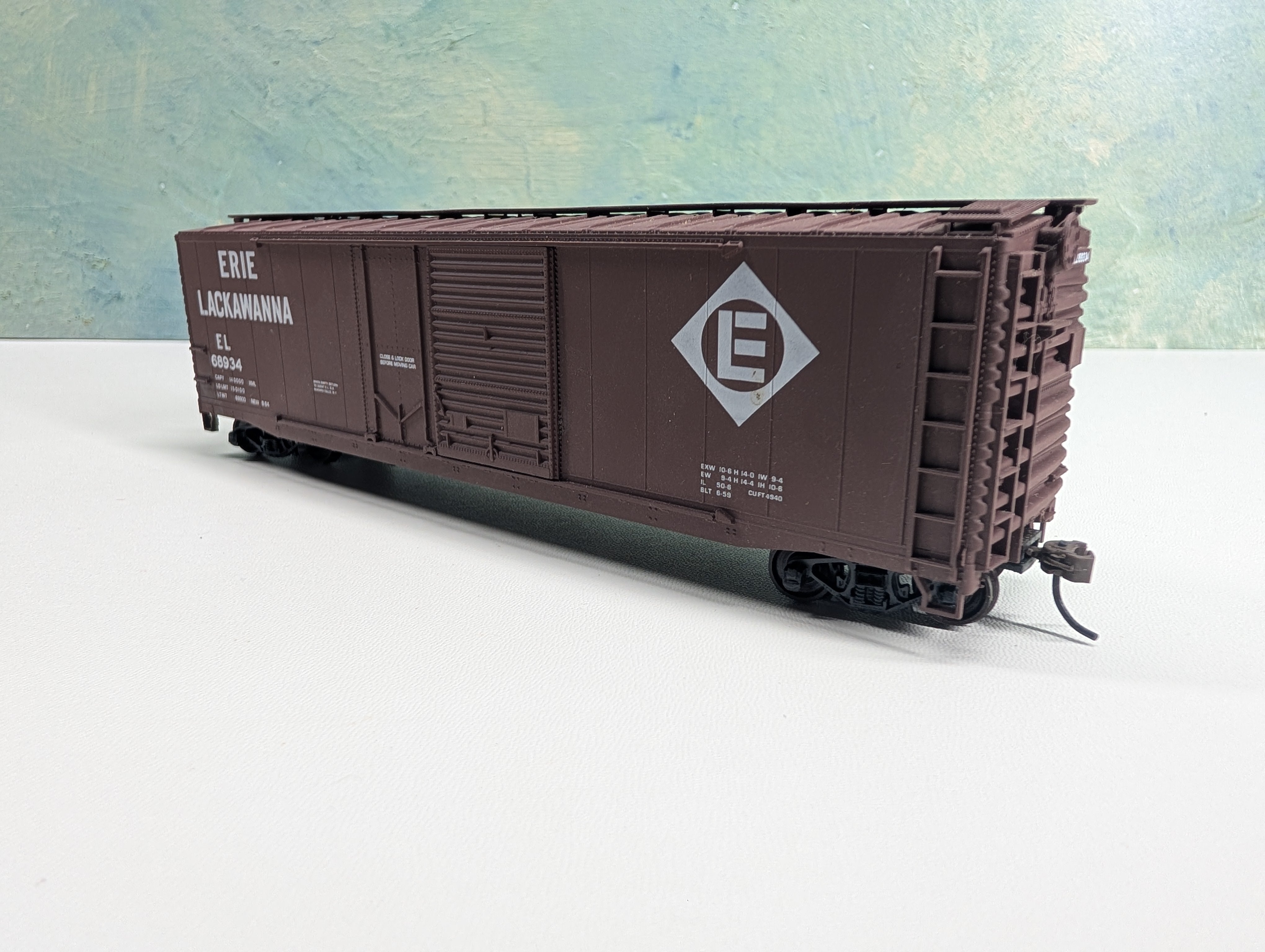 USED Accurail HO Scale 50' Box Car Erie Lackawanna EL #68934