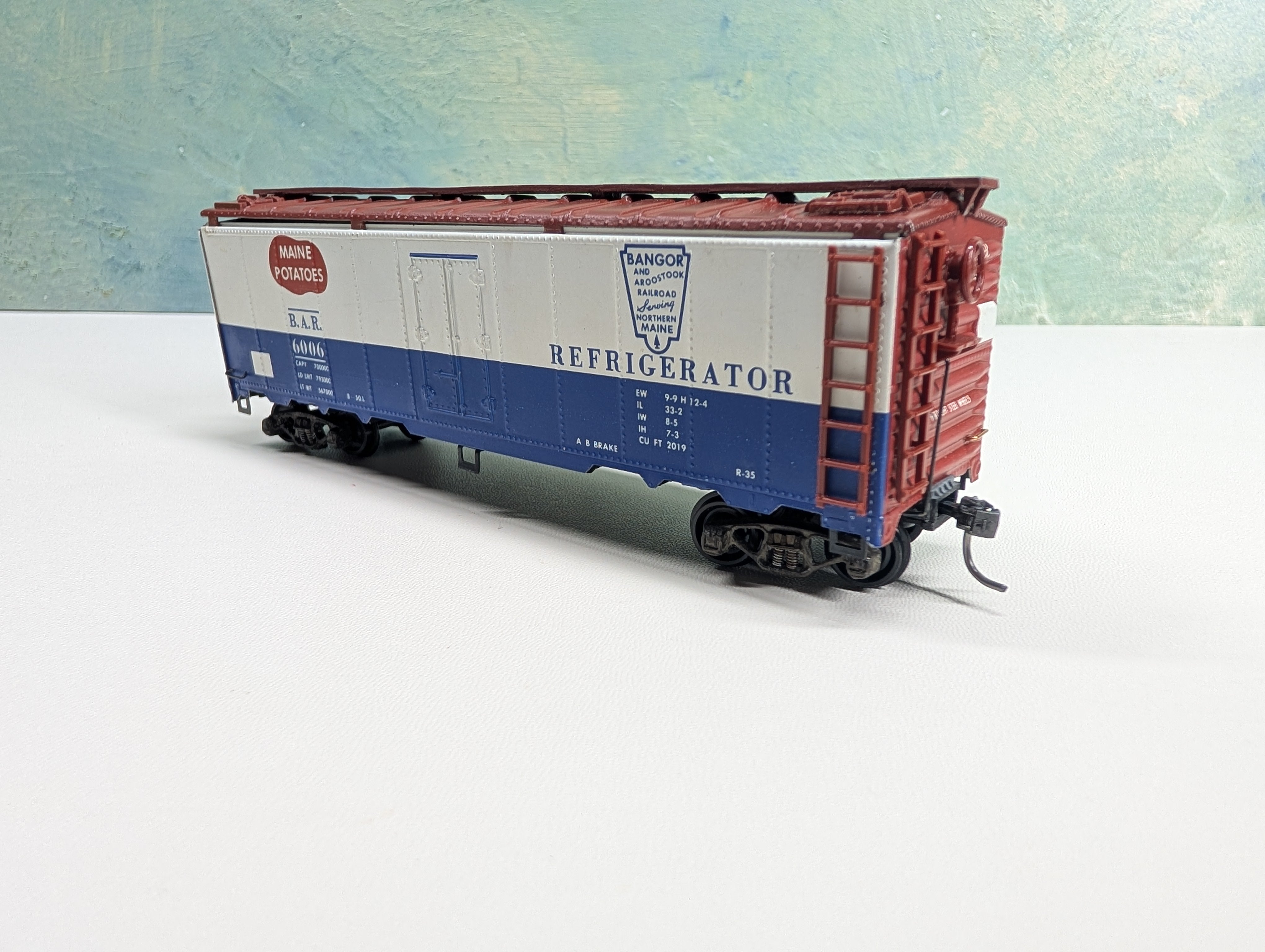 USED Varney HO Scale 40' Reefer Bangor and Aroostook BAR #6006