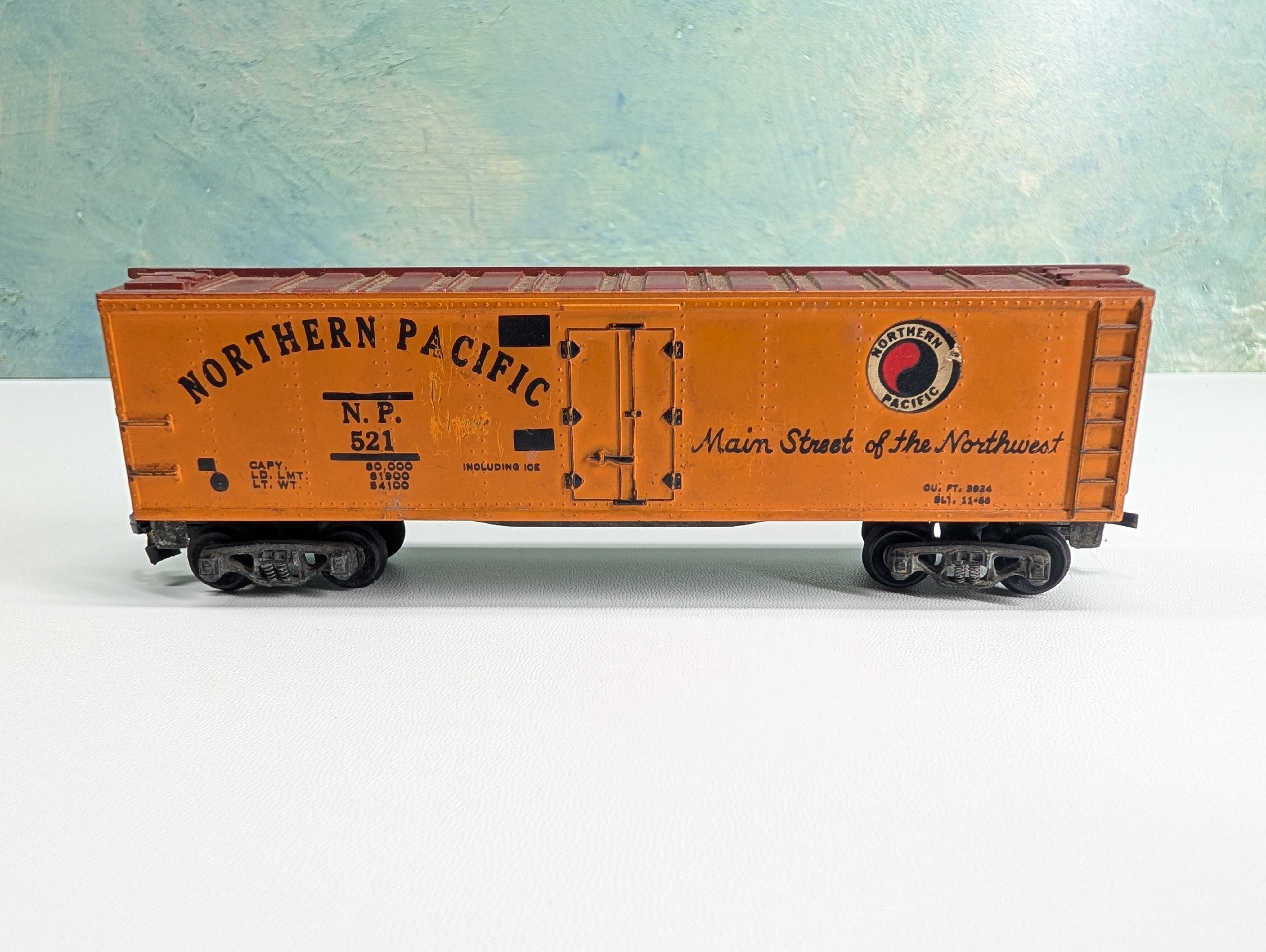 USED Gilbert HO Scale 40' Reefer Northern Pacific NP #521