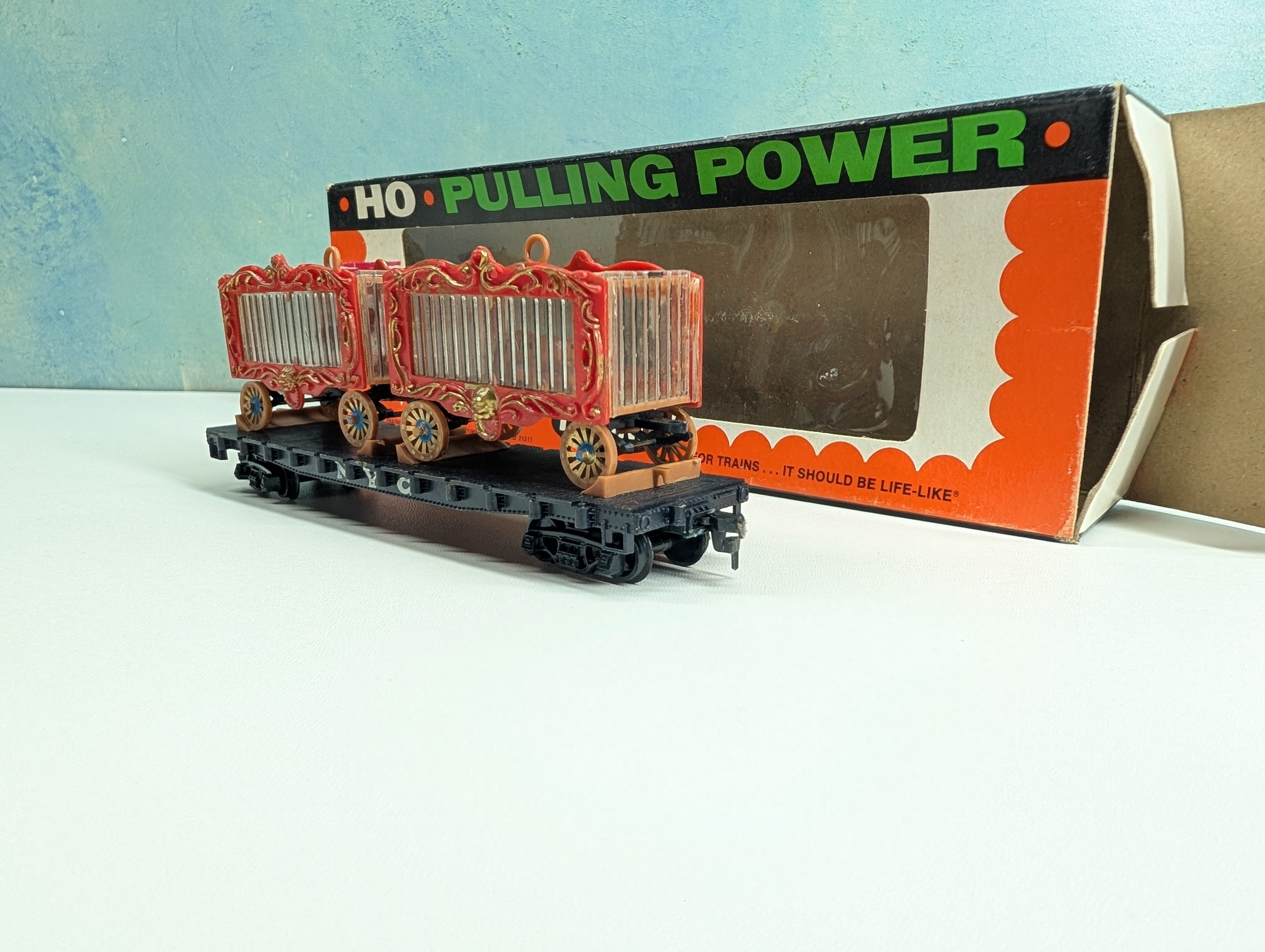 USED Life-Like HO Scale Circus Flat Car w/ Animals NYC