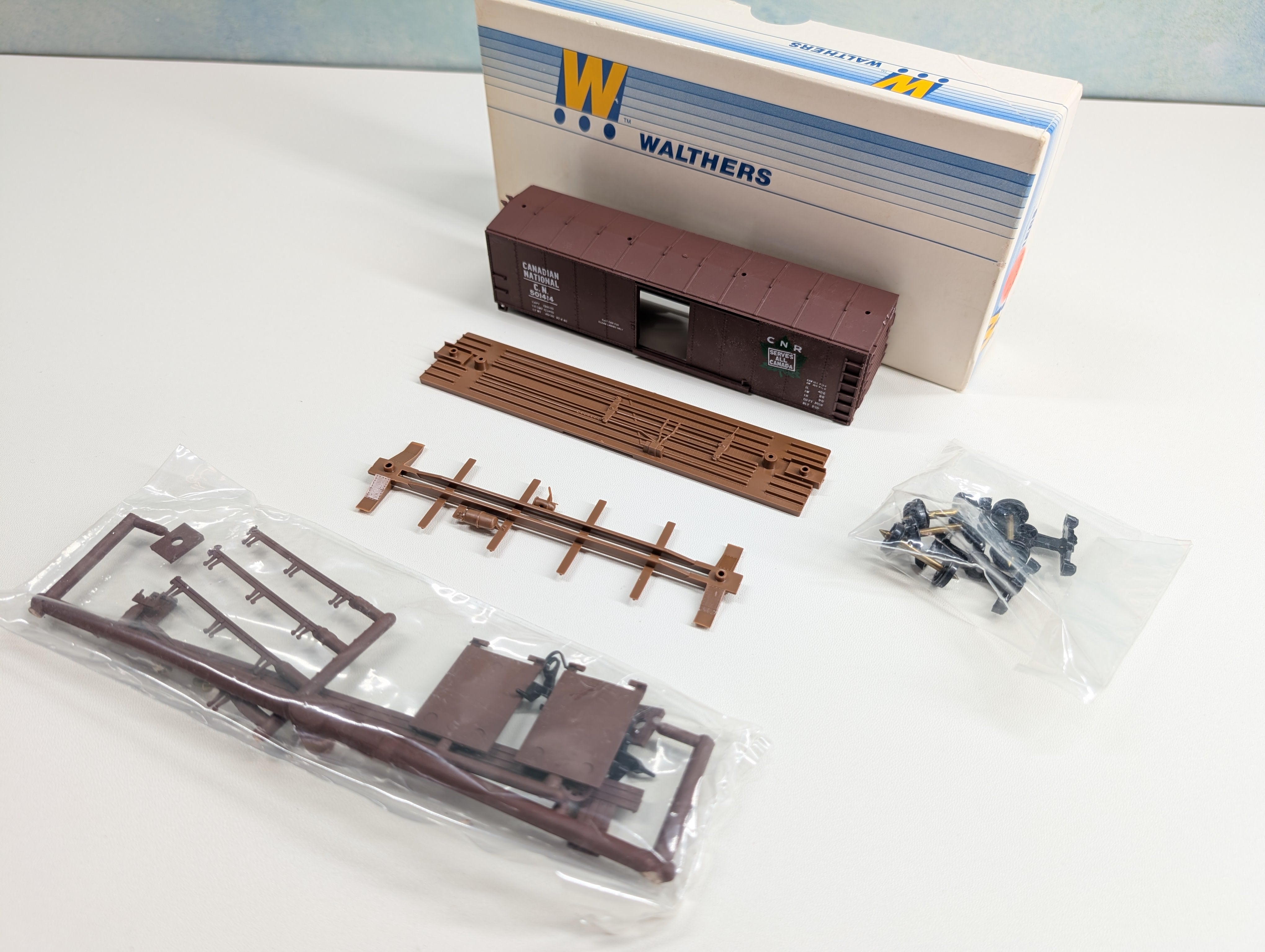 USED Walthers 932-3113 HO Scale 40' Steel Box Car Canadian National CN #501414 KIT