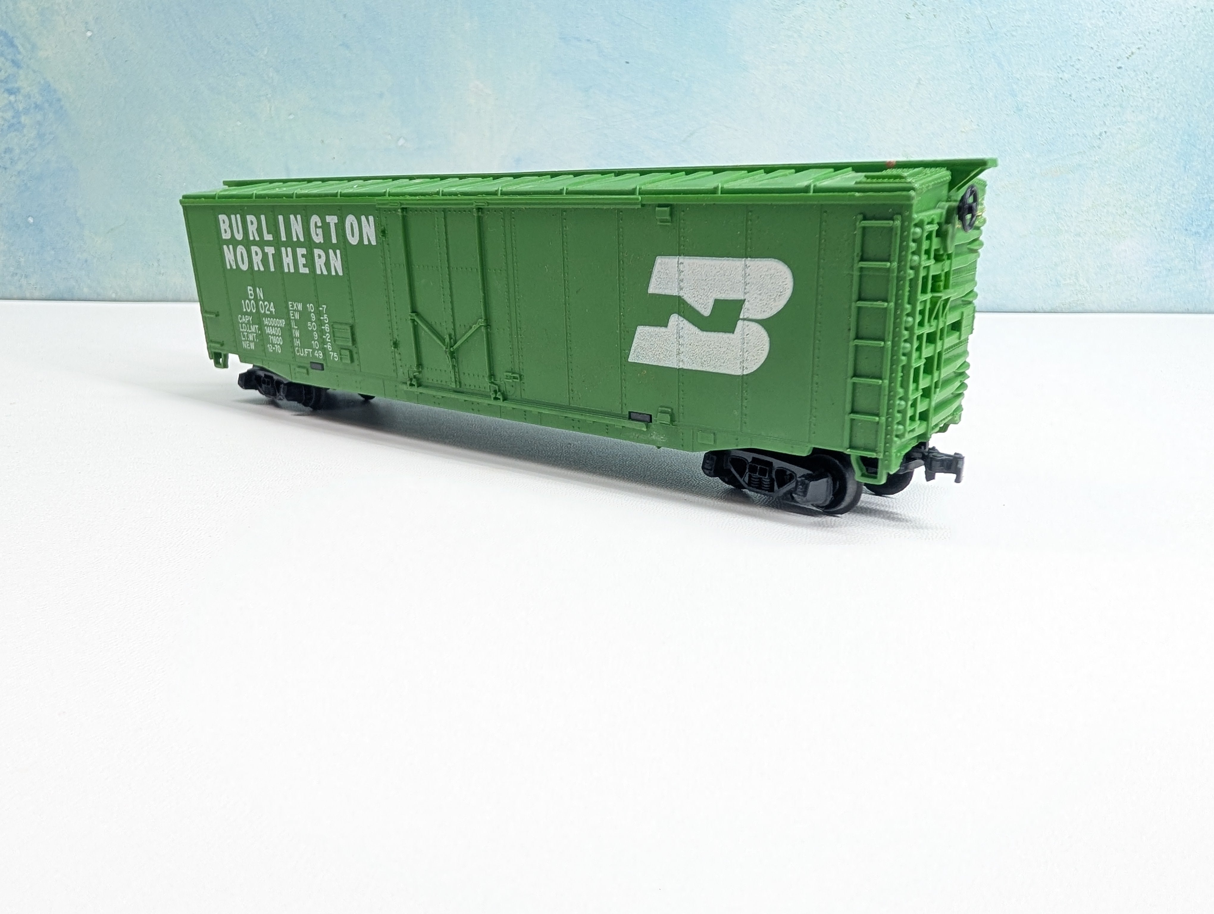 USED Tyco HO Scale 50' Box Car Burlington Northern BN #100024