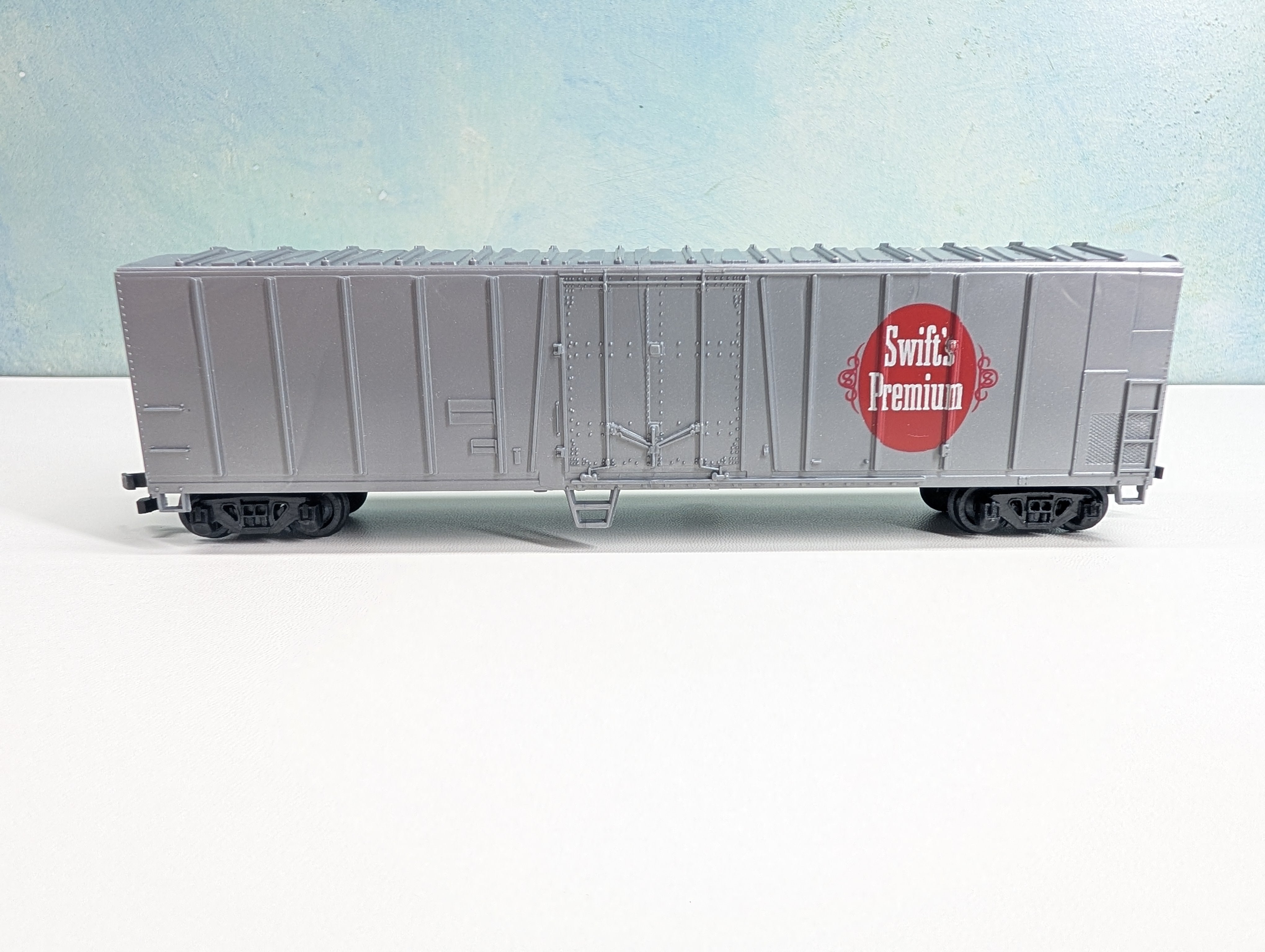 USED Bachmann HO Scale 50' Box Car Swift Premium