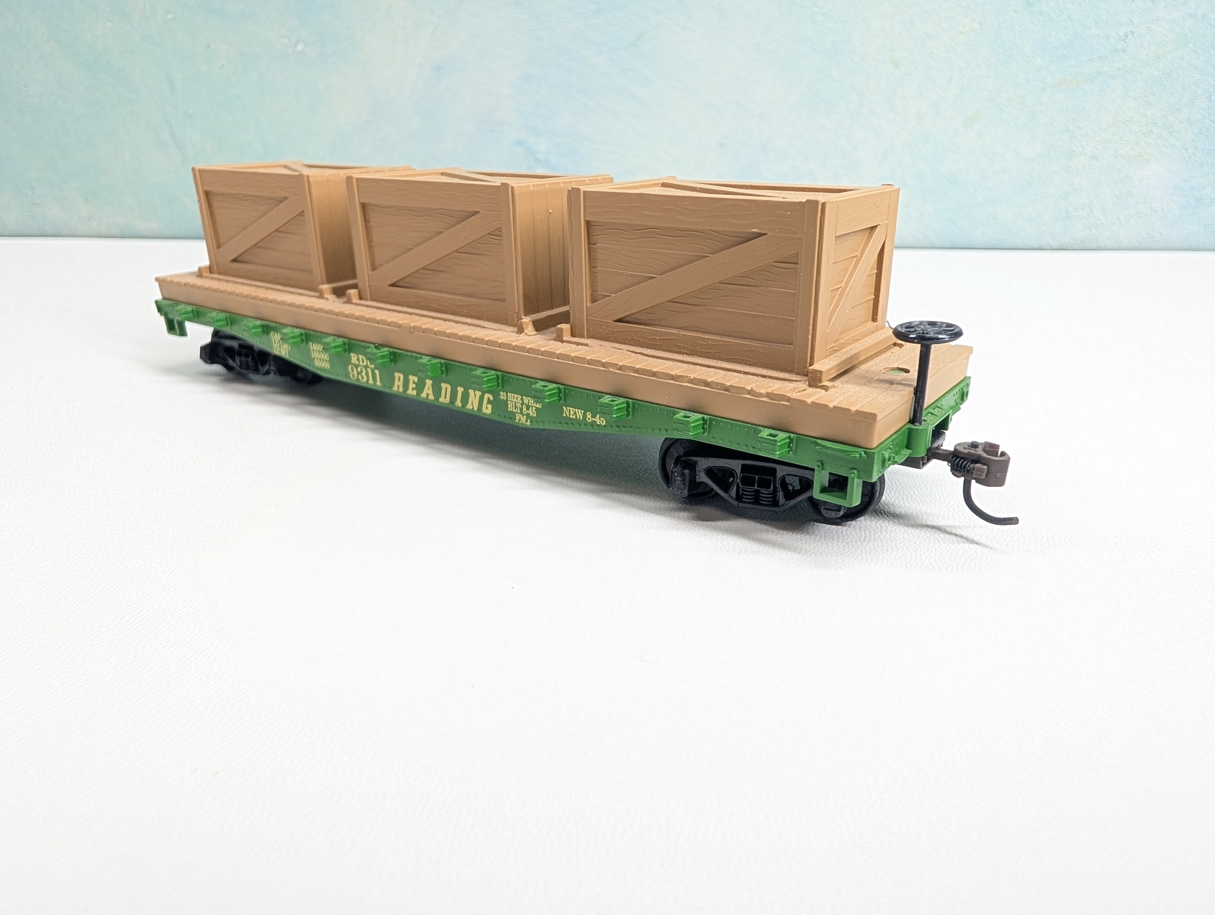 USED Mantua #727-021 HO Scale Flat Car w/ Crates Reading RDG #9311