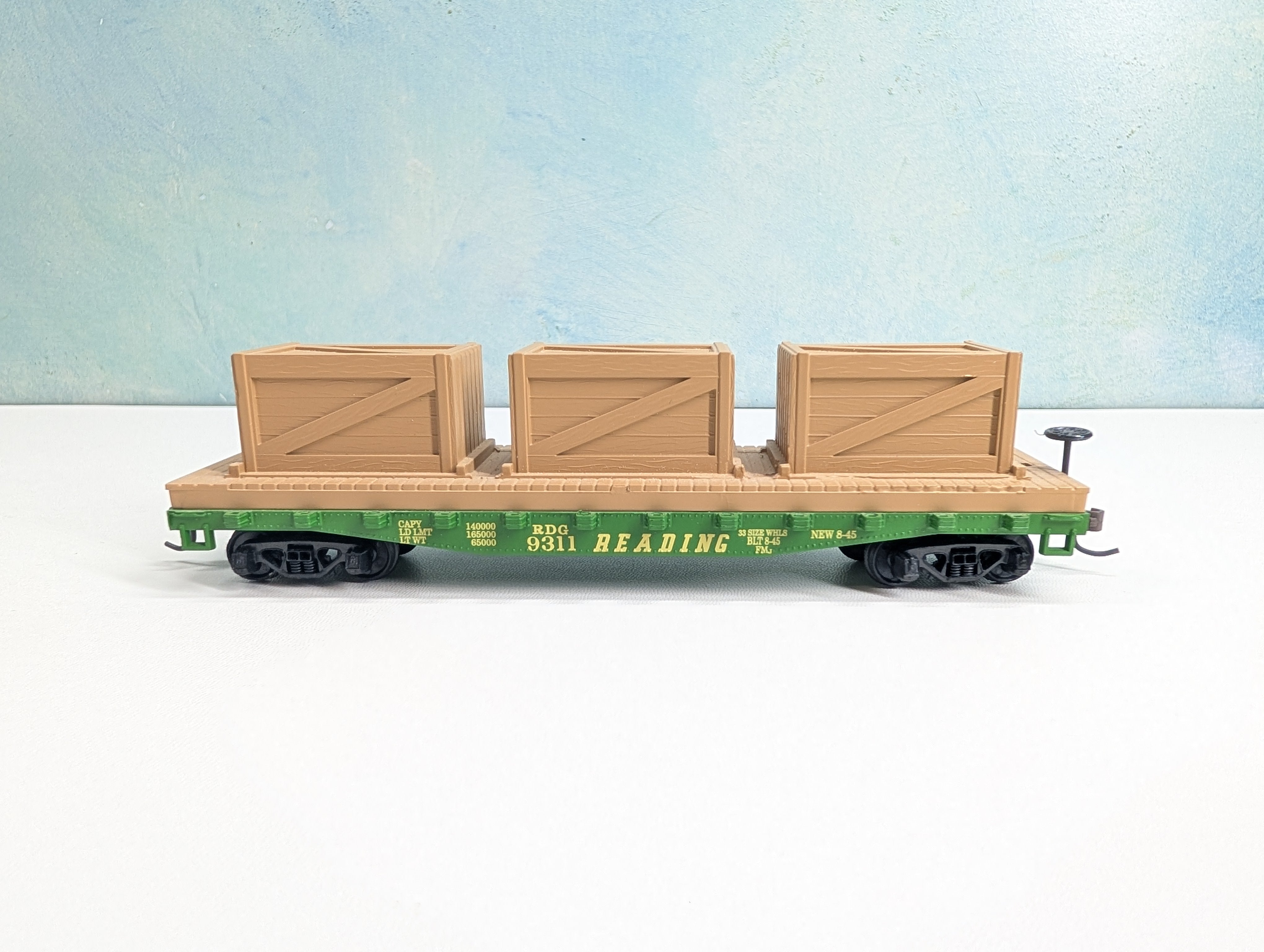 USED Mantua #727-021 HO Scale Flat Car w/ Crates Reading RDG #9311
