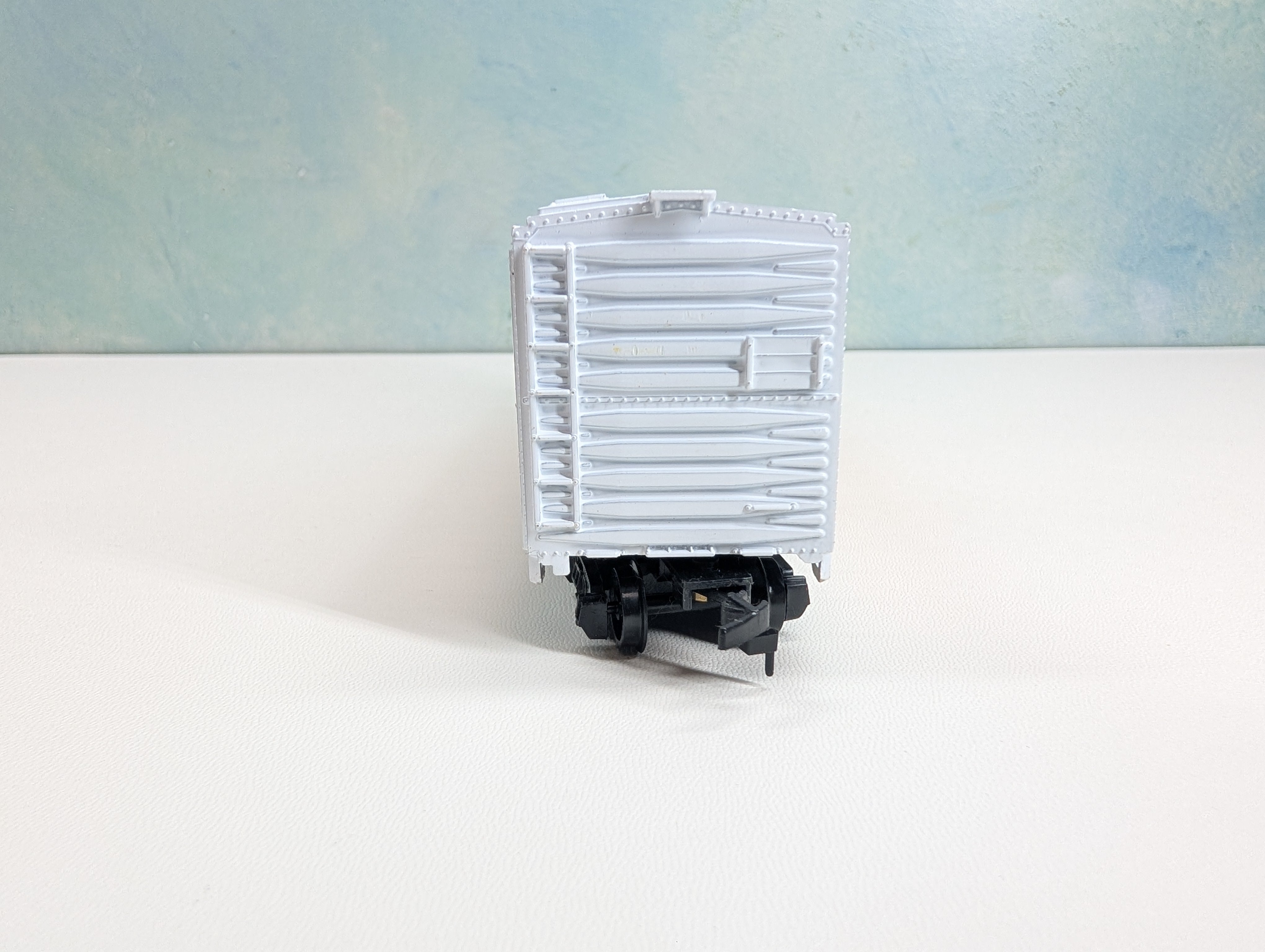 USED Bachmann #43-1010-C6 HO Scale 51' Billboard Steel Box Car Smuckers
