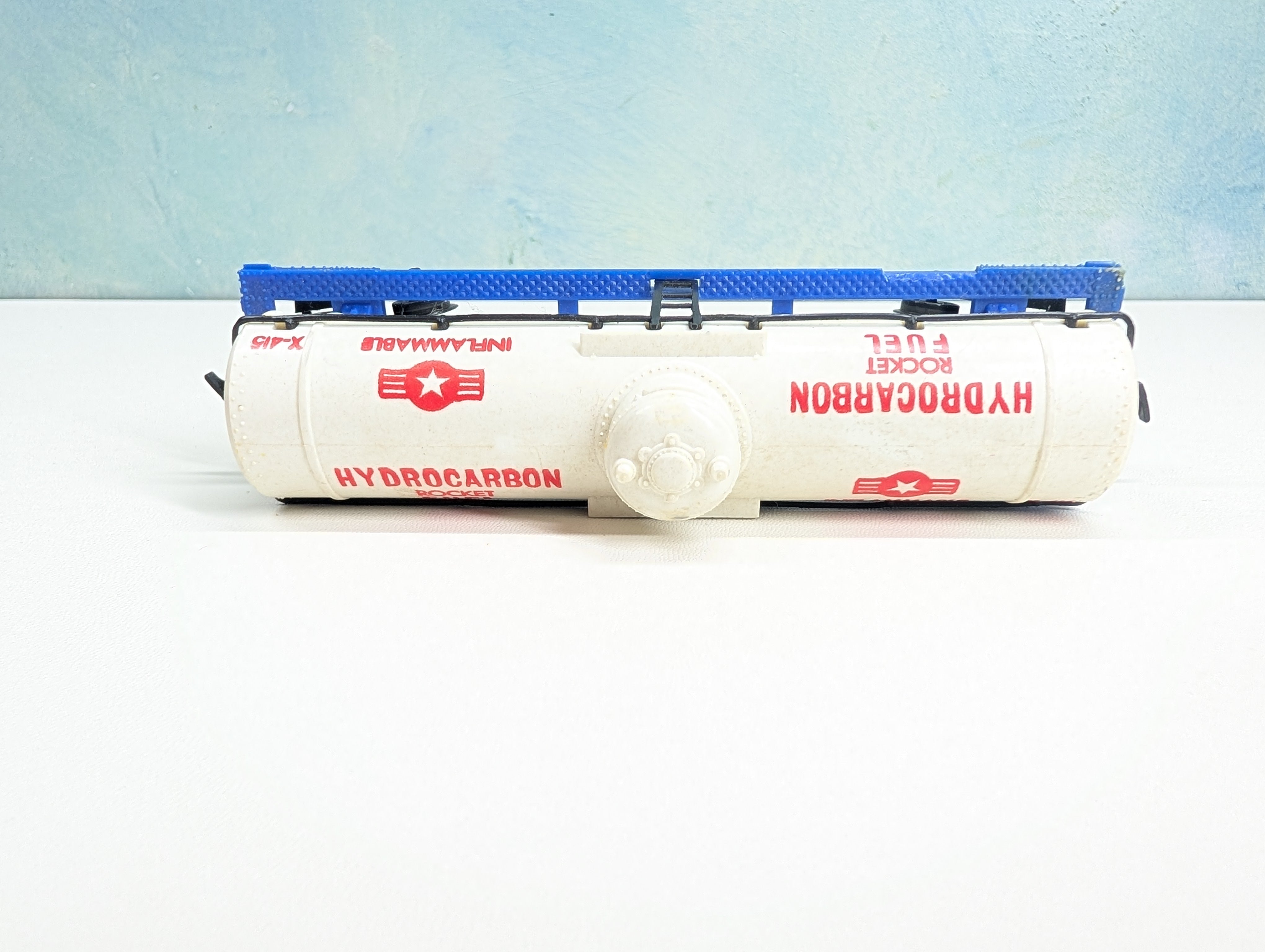 USED HO Scale Single Dome Tank Car Rocket Fuel #X-415